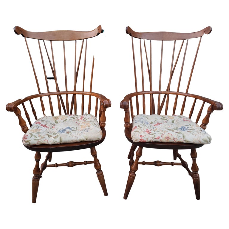 Nichols and Stone Old Pine Finish Solid Maple Windsor Brace Back Arm