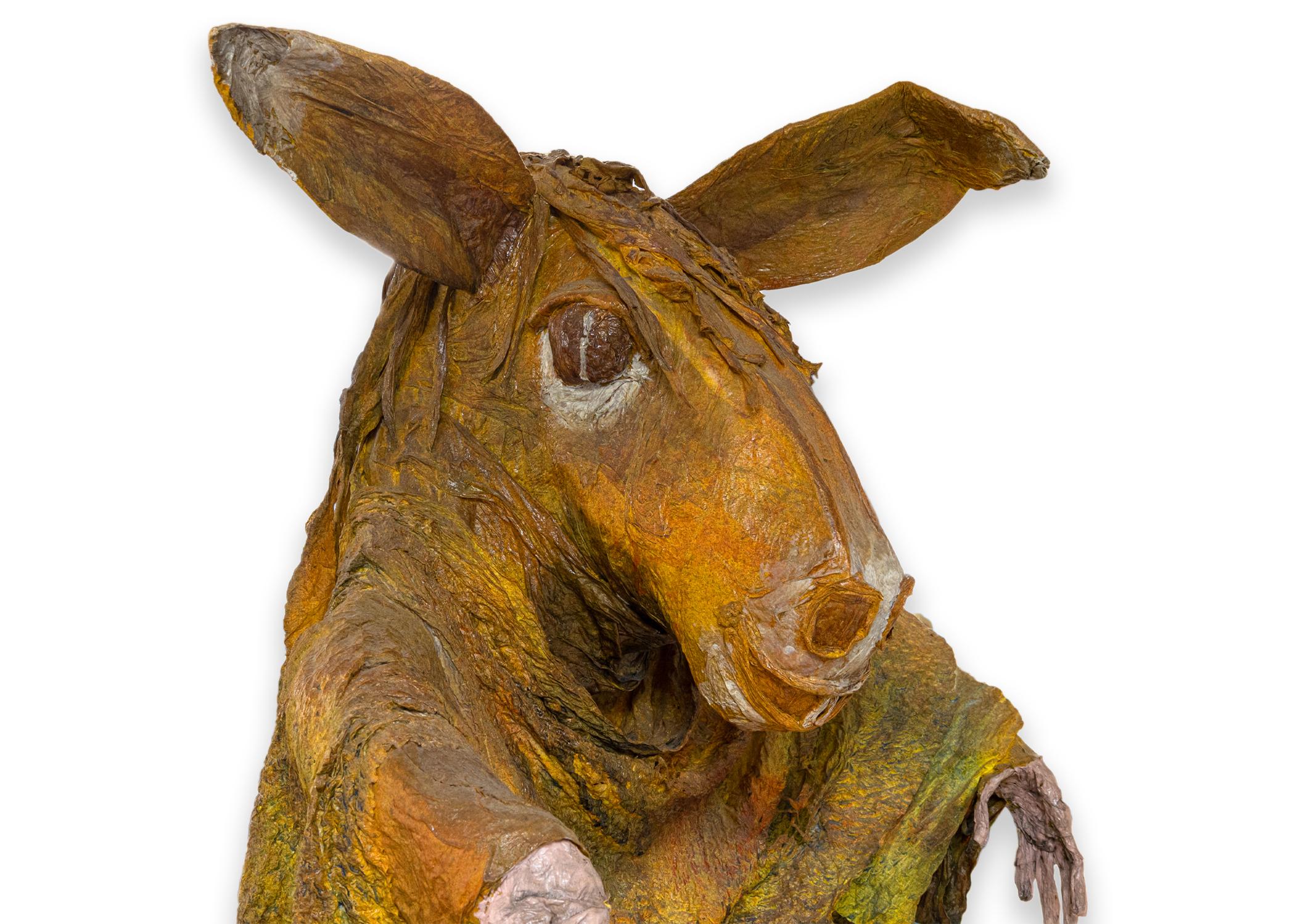 Una scultura di cartapesta stravagante e unica nel suo genere che raffigura Nick Bottom da 