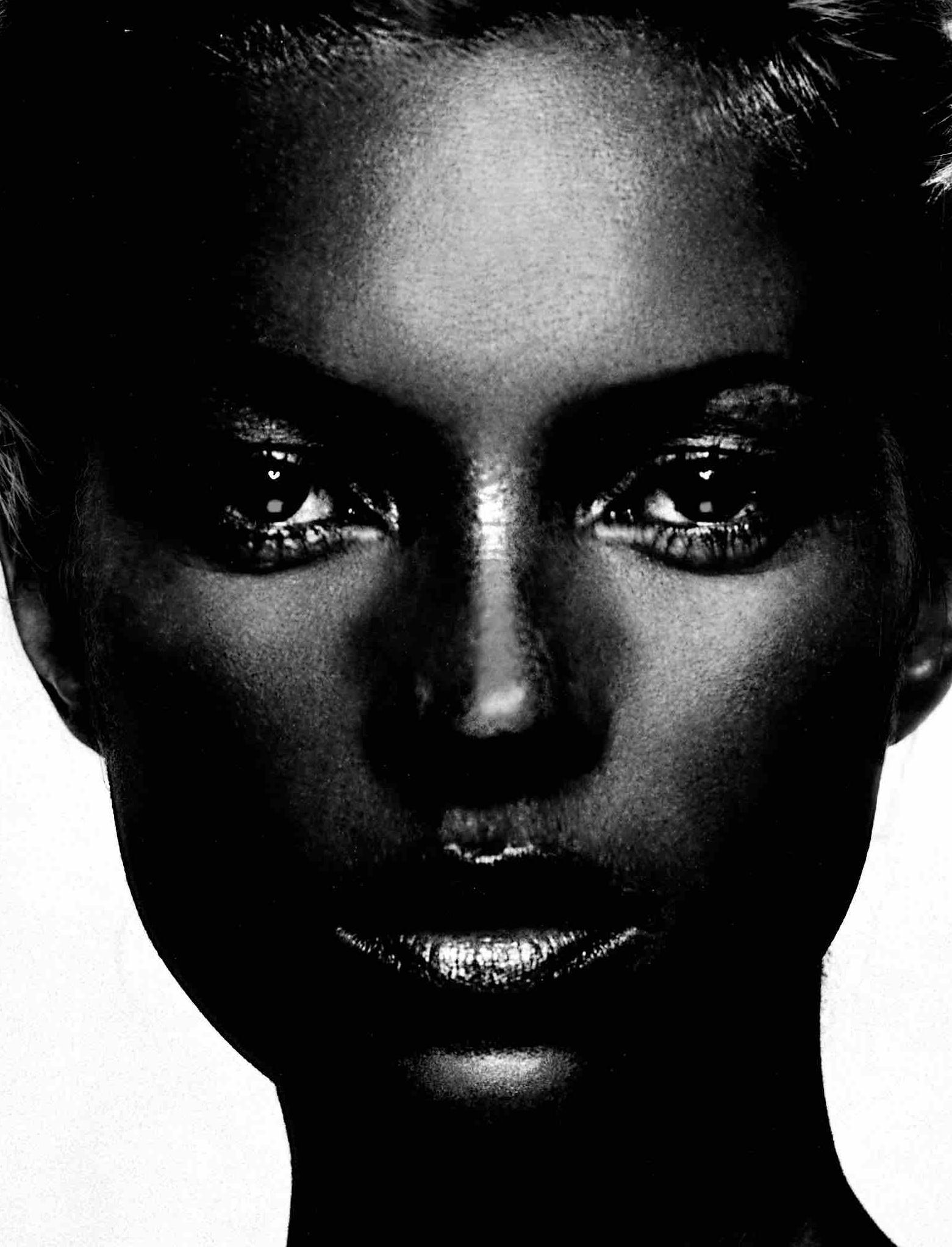 Kate Nick Knight, Fotografie, Kunst, zeitgenössisch, schwarz, Kate Moss, Modell im Angebot 3