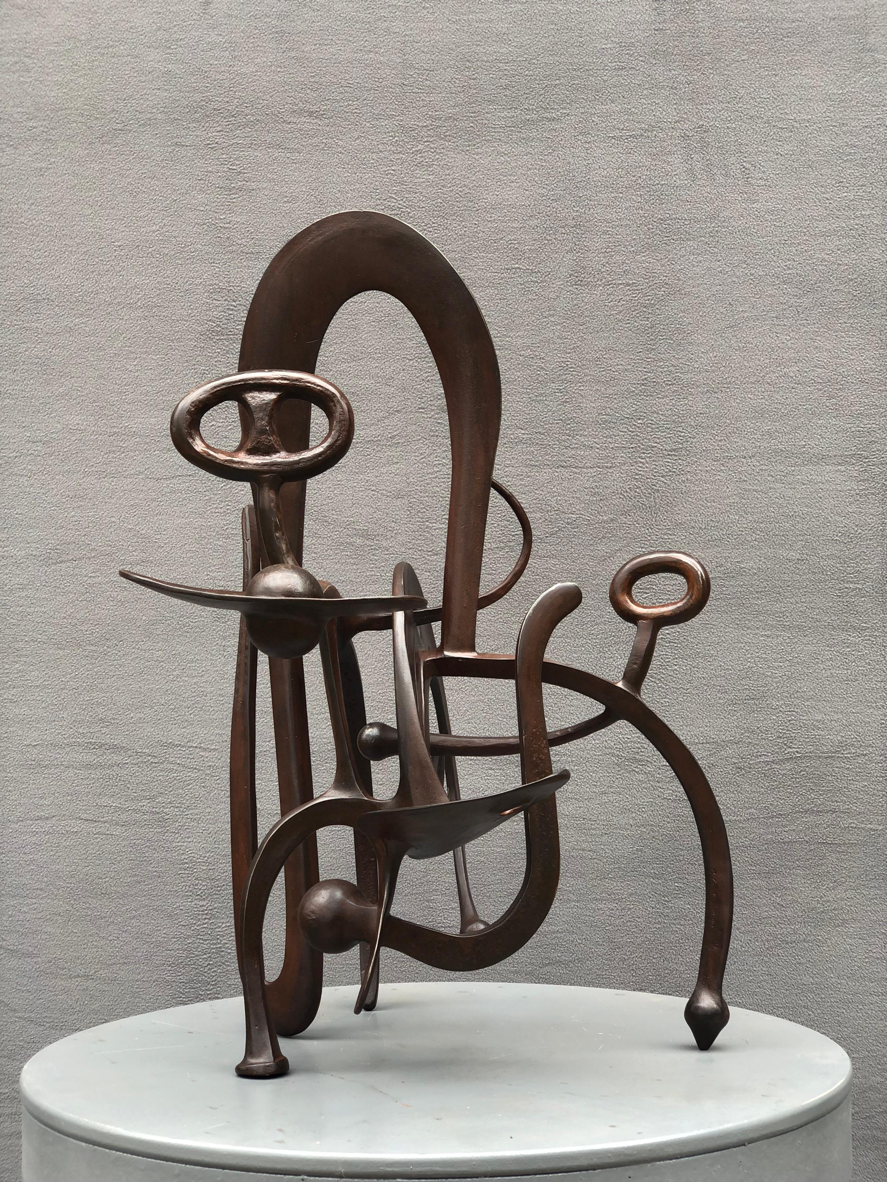 Nick Taylor Abstract Sculpture – T-Bone