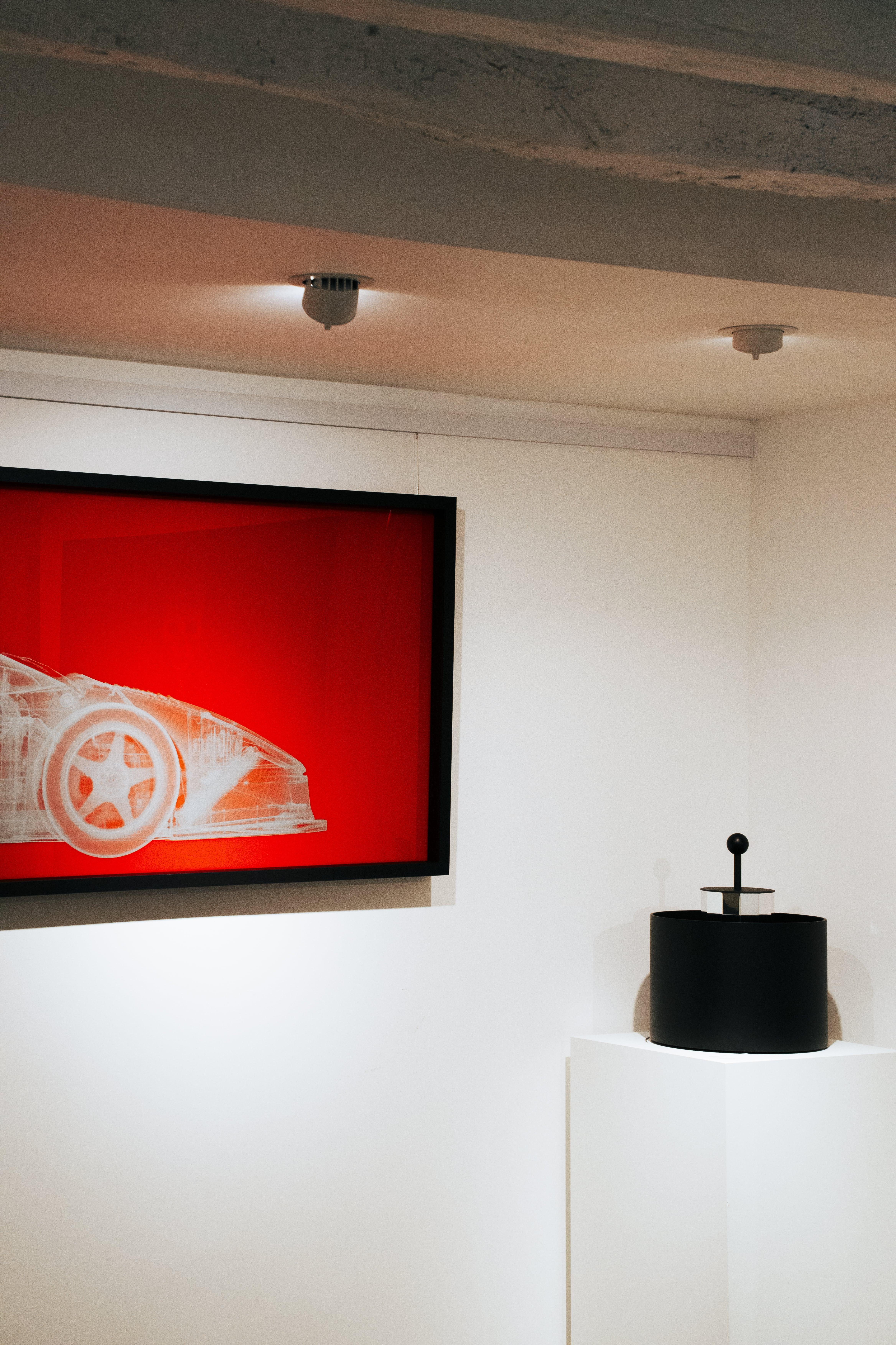 Silver Ferrari F40 on Red For Sale 2