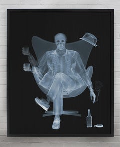 Photographie radiologique contemporaine - Nick Veasey - Squelette, boisson