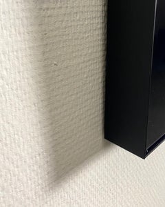 "Eames Chillin'", X-ray photography by Nick Veasey (33x47'), 2022