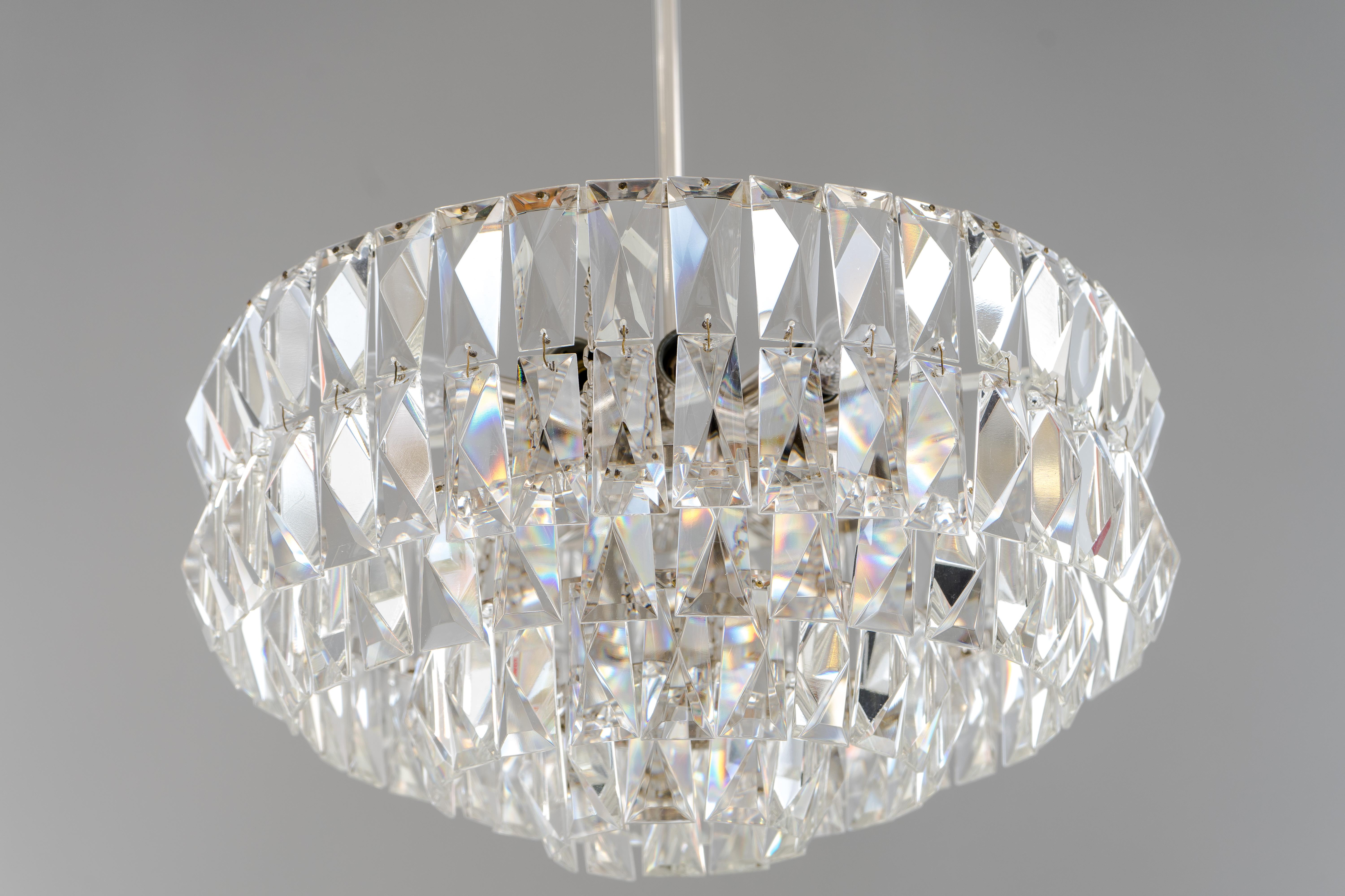Nickel-Plated Bakalowits Crystal Chandelier, circa 1960s In Good Condition For Sale In Wien, AT
