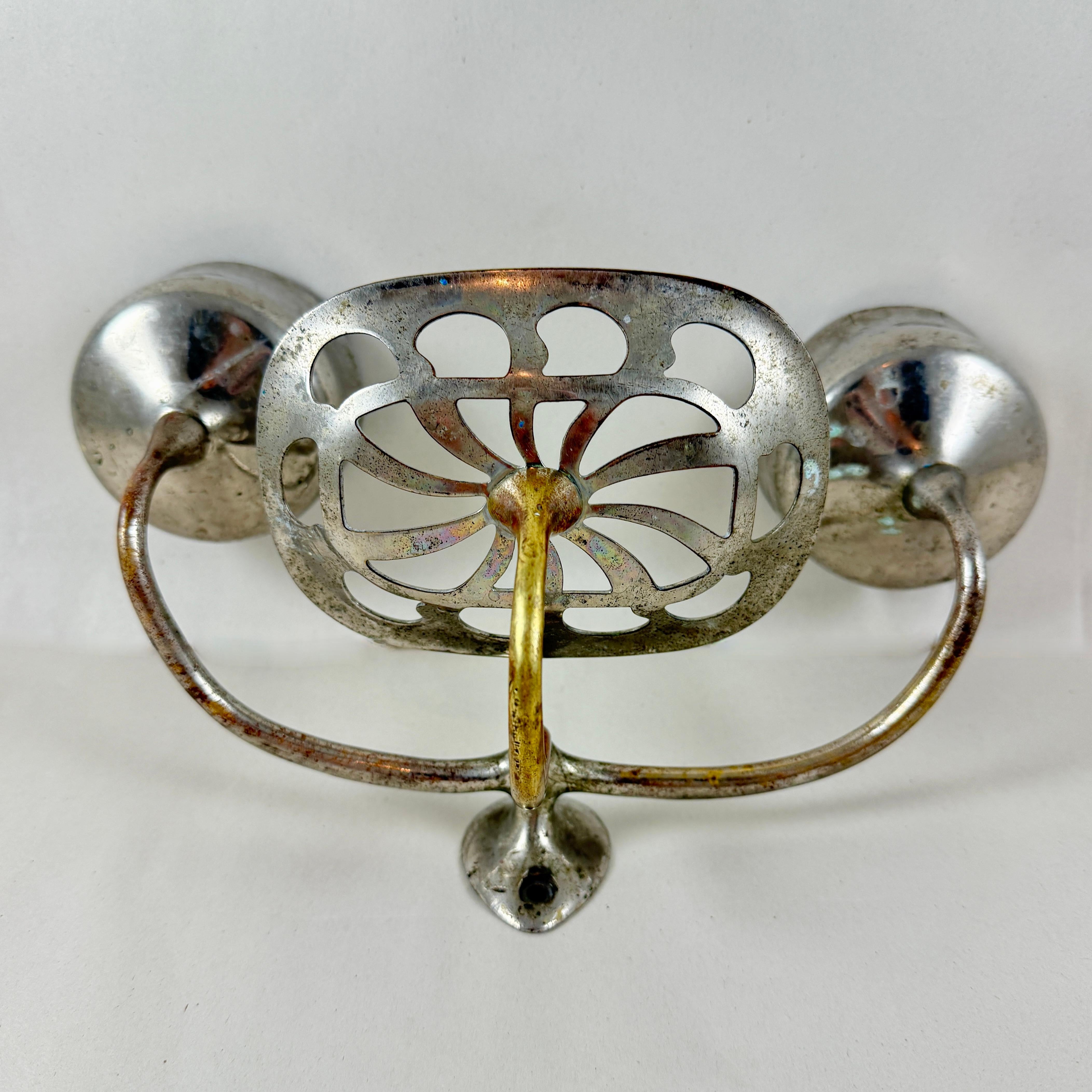Ottone Nickel Plated Brass Wall Mounted Double Cup Holder and Soap Dish, circa 1902 in vendita