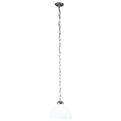 Lampada a sospensione nichelata con paralume in vetro bianco a coste