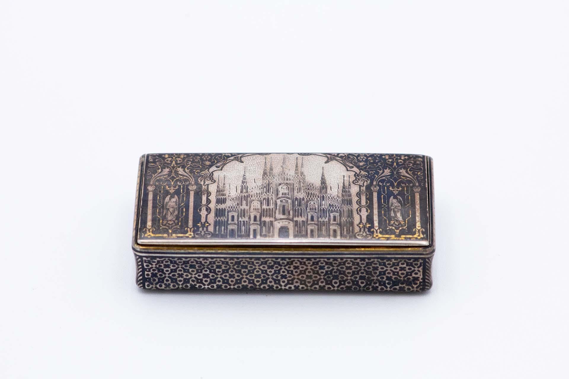 Nickel plated silver snuff box im Zustand „Gut“ im Angebot in Porto, PT