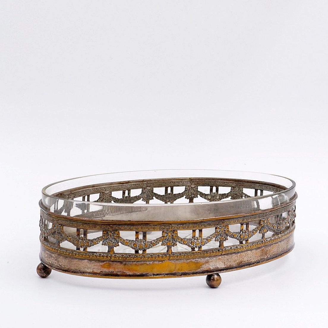 Nickel Silverplate French Louis XVI Oval Centerpiece - 19th For Sale 4