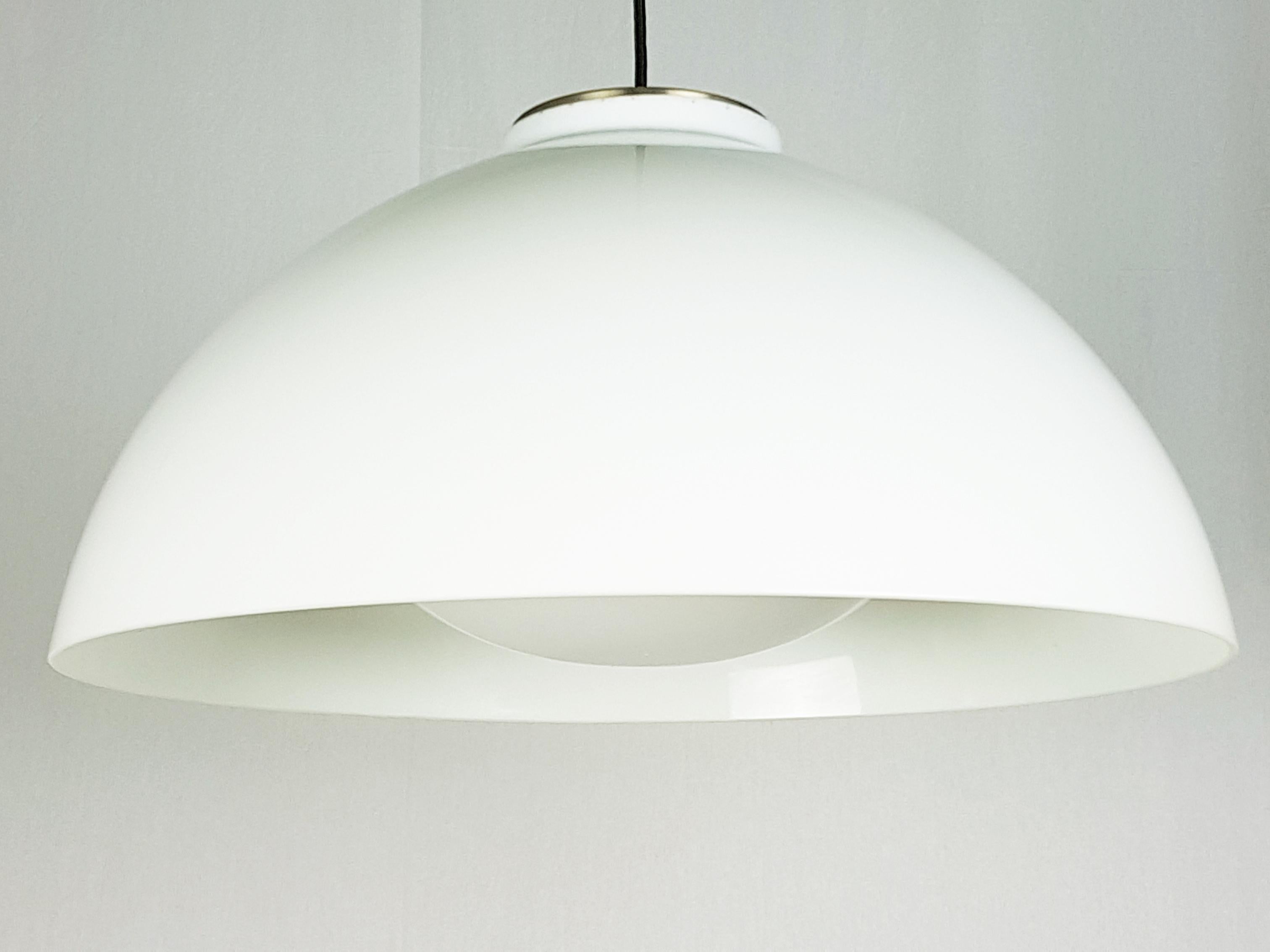 Nickeled Brass & White Plastic 4005 Pendant Lamp by Castiglioni for Kartell, 59 For Sale 2