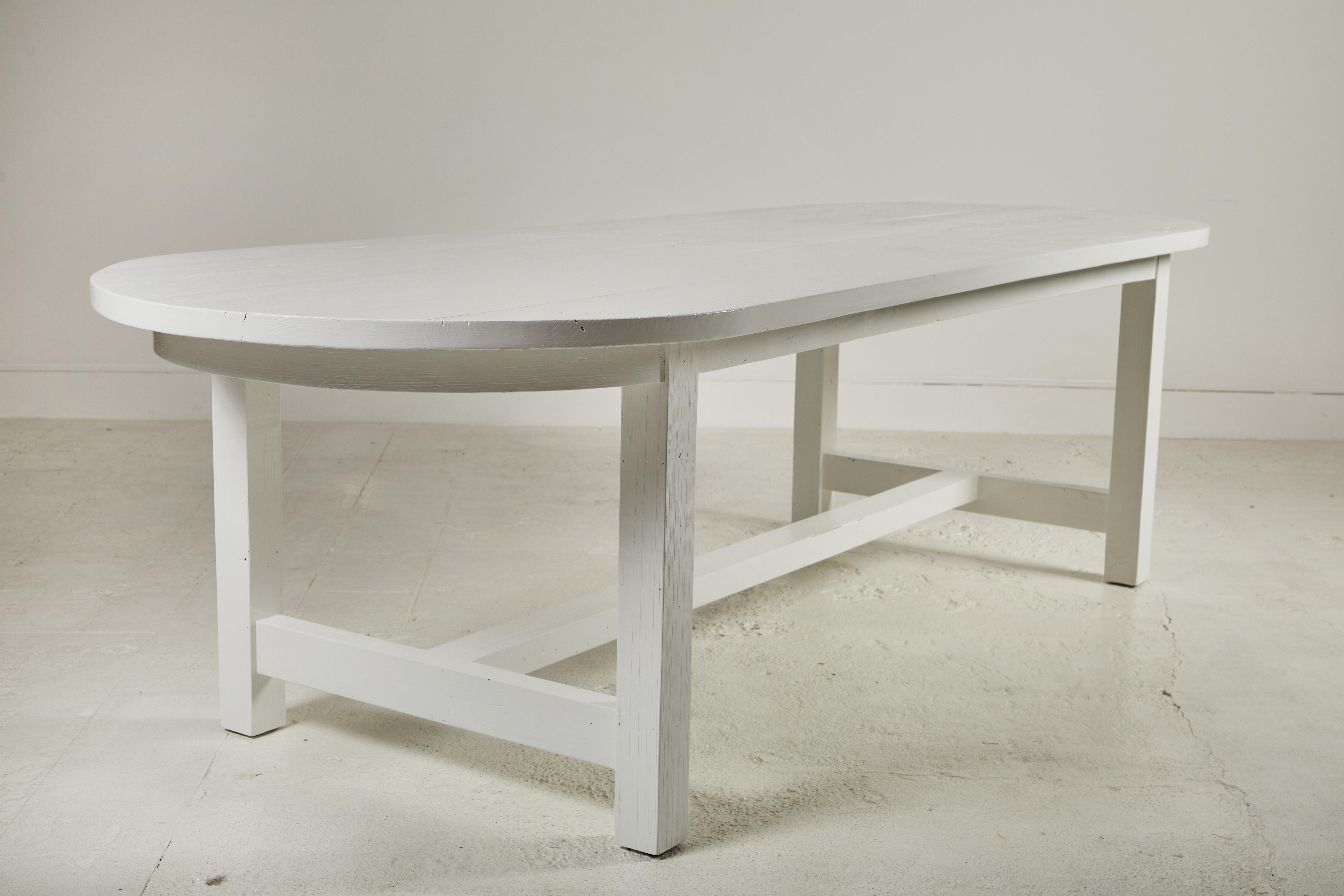 Pine Nickey Kehoe Collection White Painted Oval Harvest Dining Table