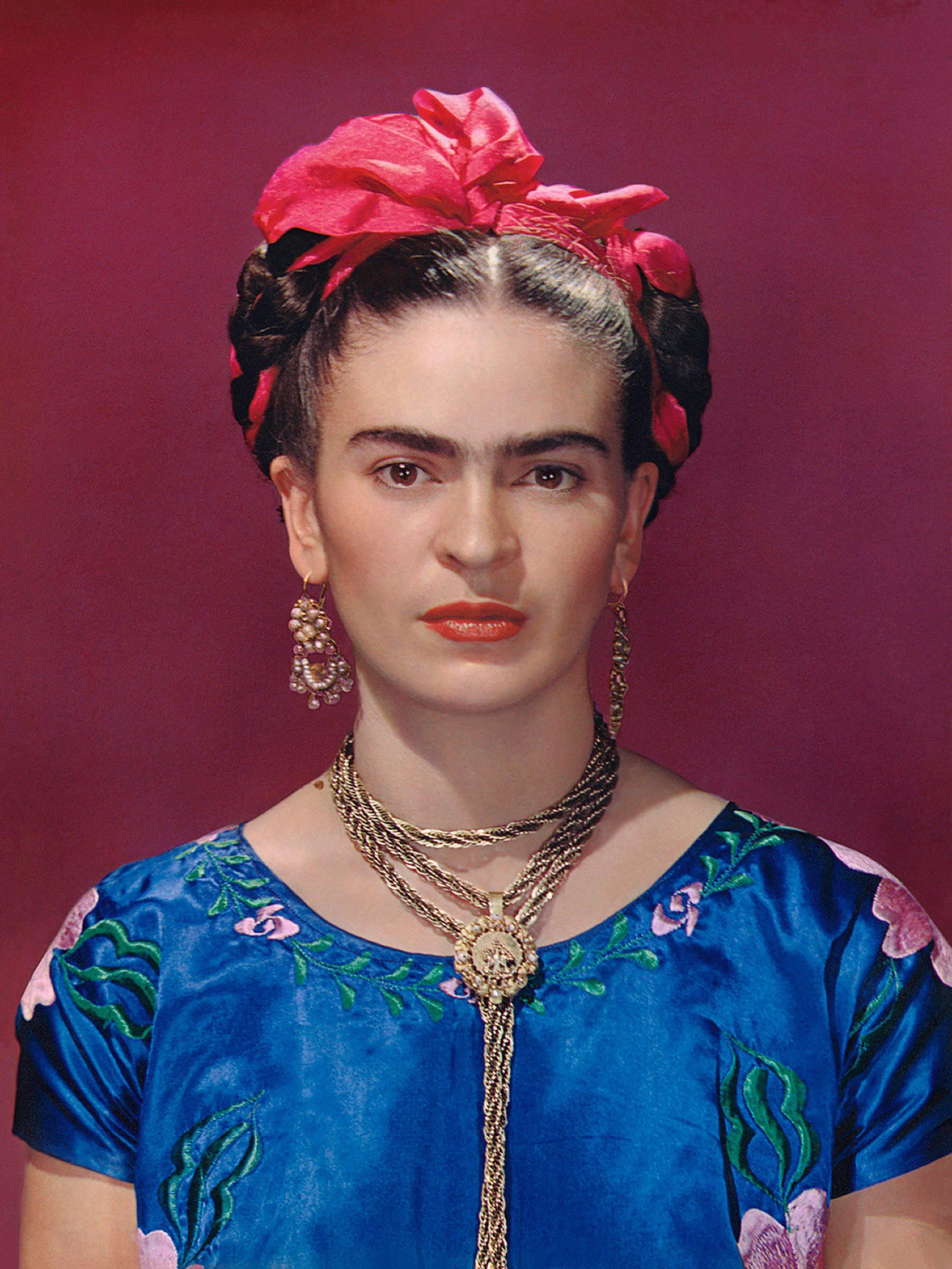 Nickolas Muray Portrait Photograph - Frida Kahlo in Blue Blouse (1st edition)