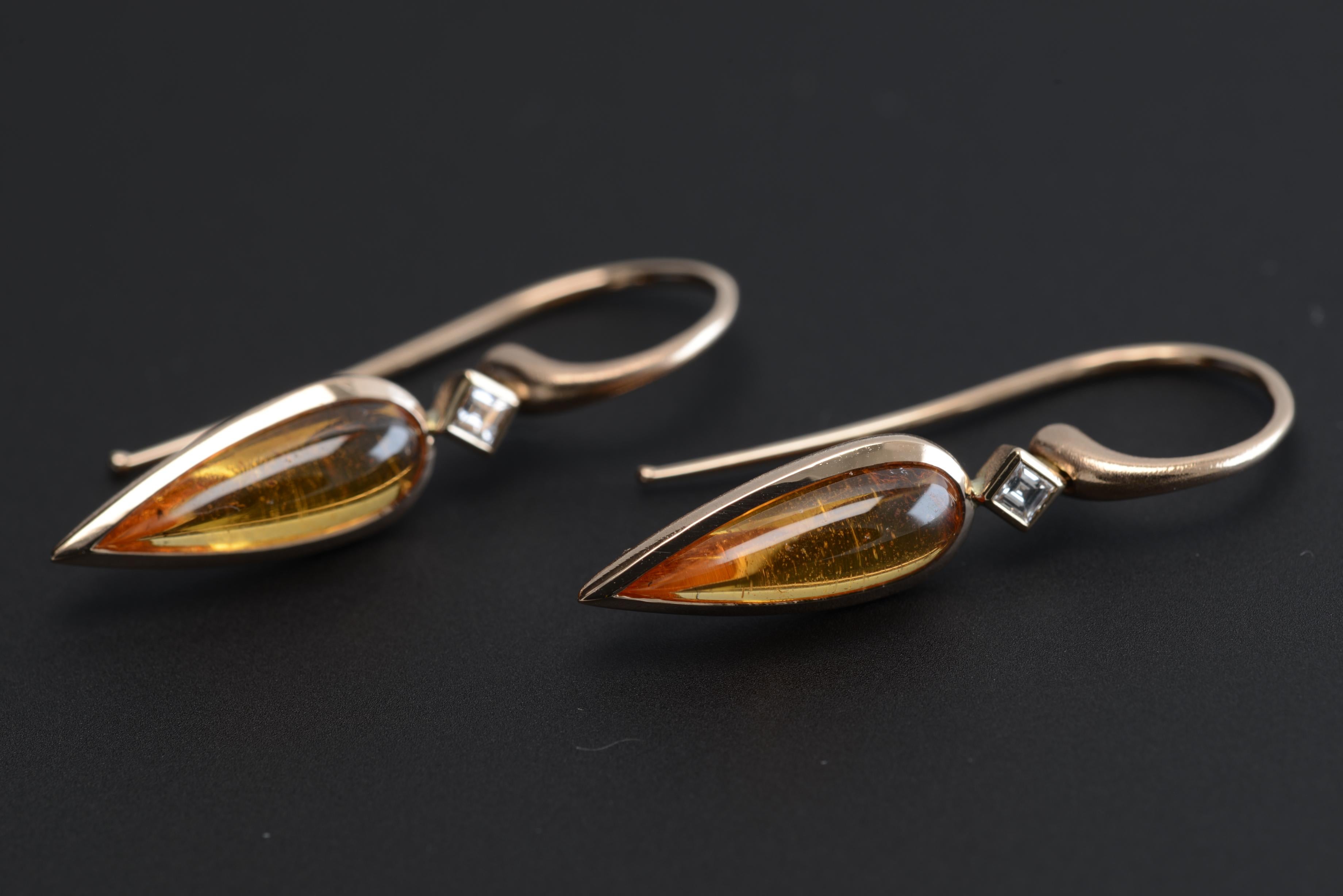 5.60 Carat Mandarin Garnet and Diamond Drop Earrings 18 Karat Gold In New Condition For Sale In Sydney, NSW