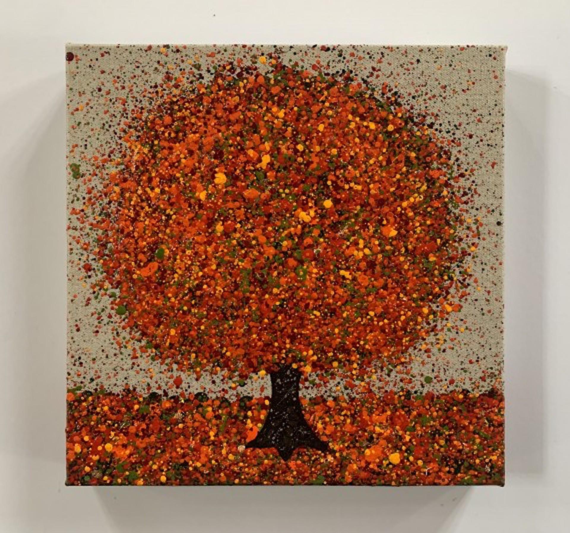 Nicky Chubb, Alegría otoñal, Arte contemporáneo asequible, Pintura original sobre un árbol en venta 1
