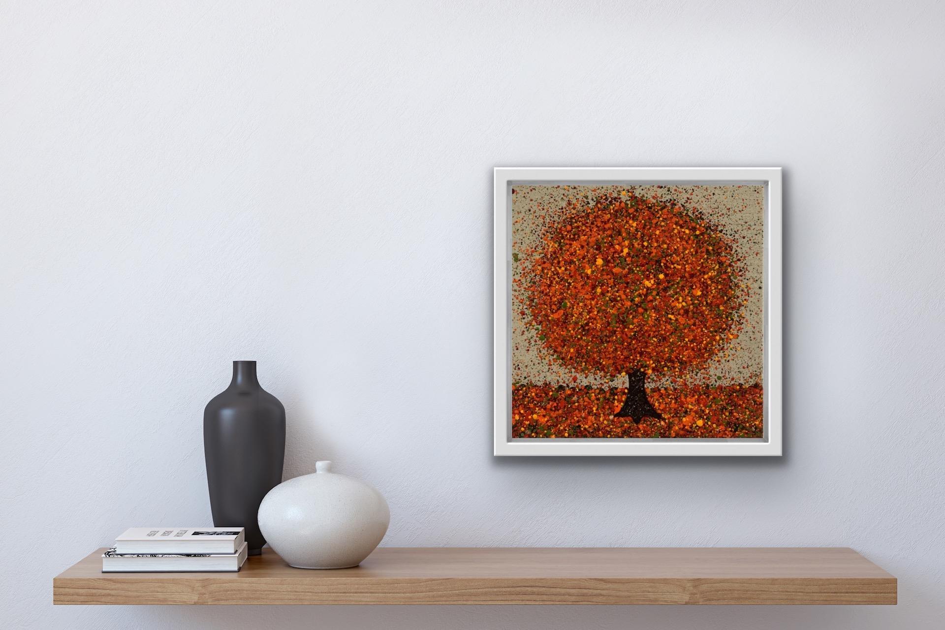 Nicky Chubb, Alegría otoñal, Arte contemporáneo asequible, Pintura original sobre un árbol en venta 7