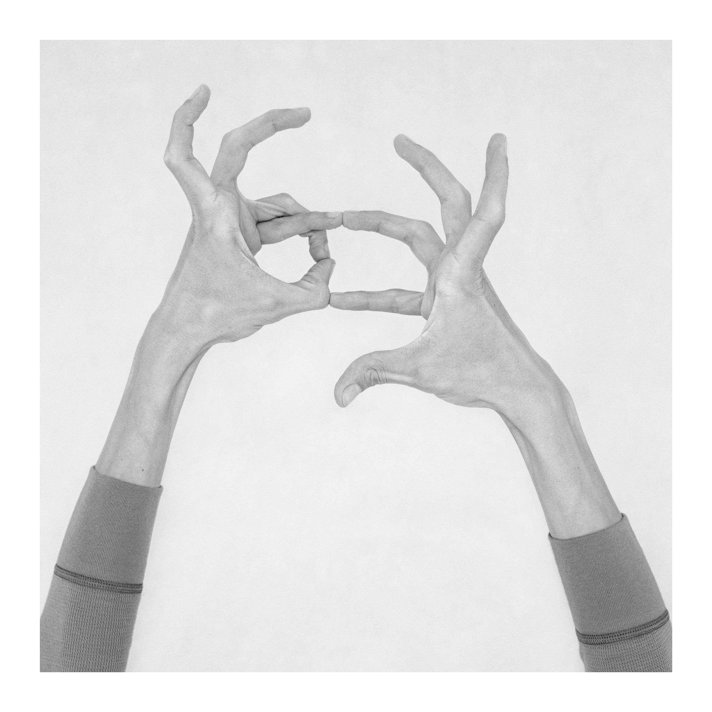 Set II, B&W Hands Photographs. From the Series Chiromorphose For Sale 6