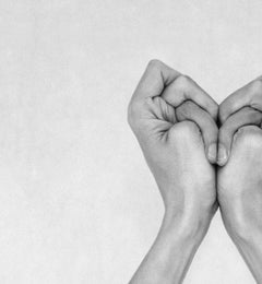 Sans titre XVII. De la série Chiromorphose. Les mains. Photographies noirs et blancs