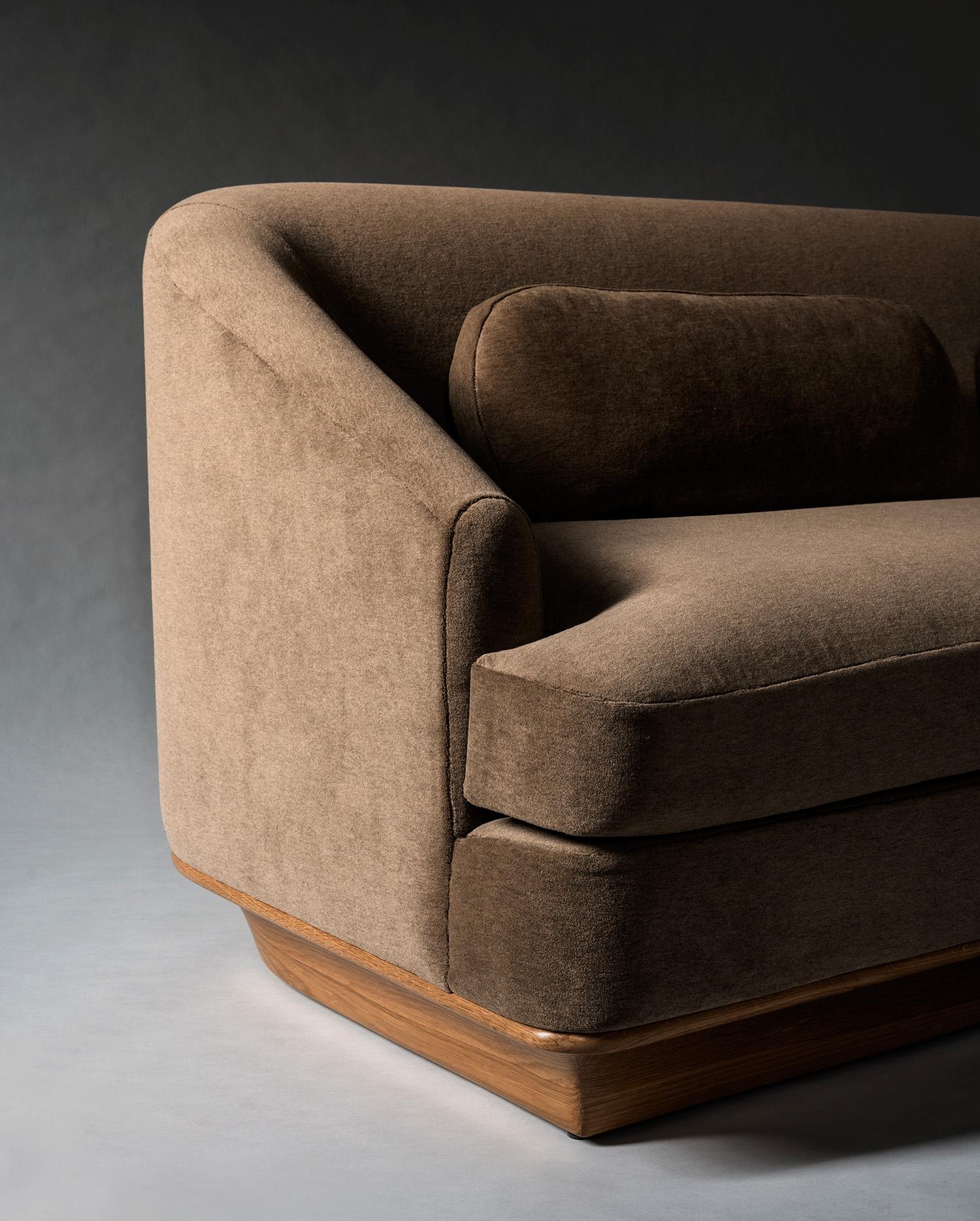 Nico Sofa by DeMuro Das in Solid Natural Oak In New Condition For Sale In New York, NY