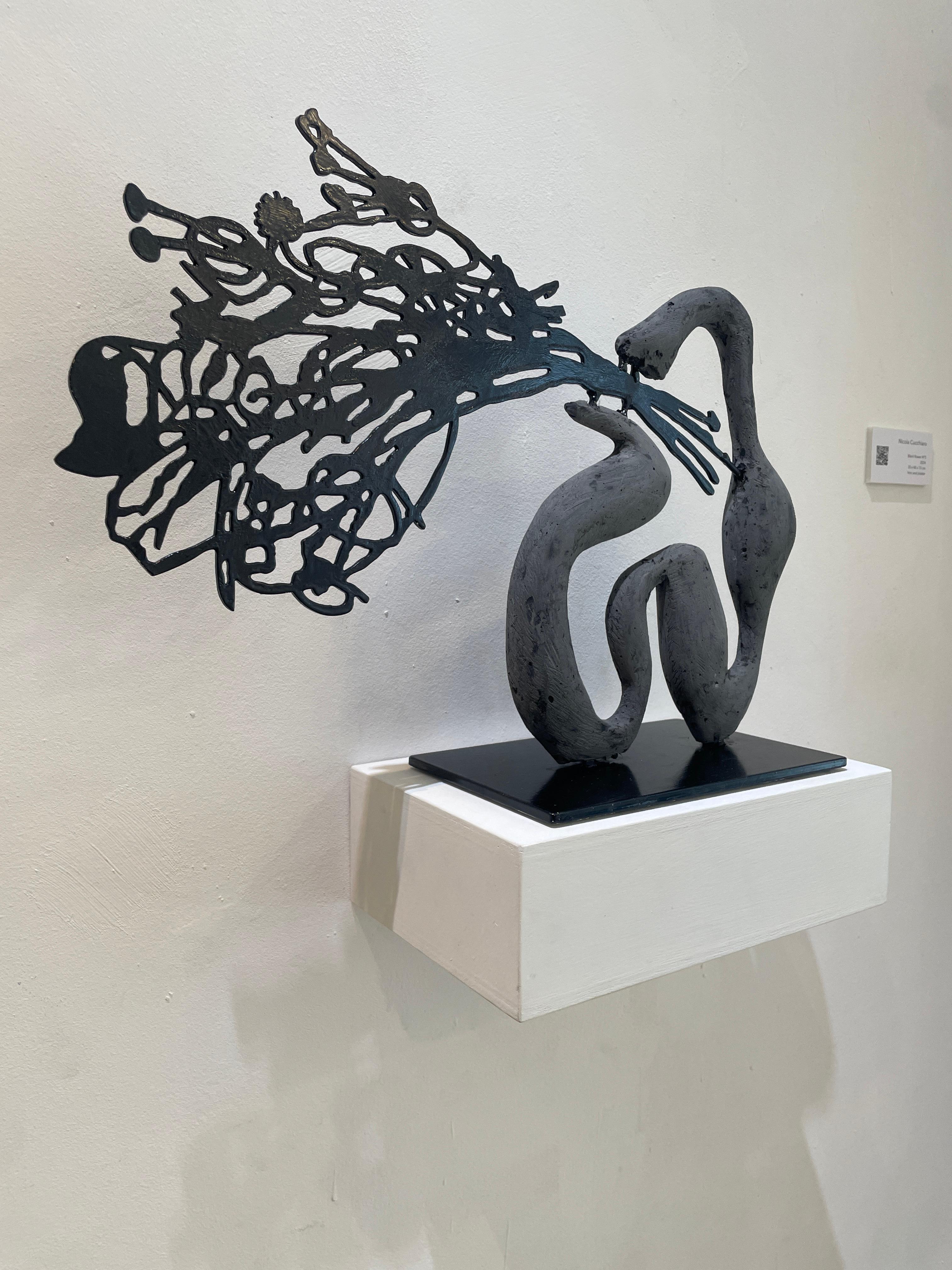 Fiore Nero Nº 3 - Sculpture Contemporaneo di Nicola Cucchiaro