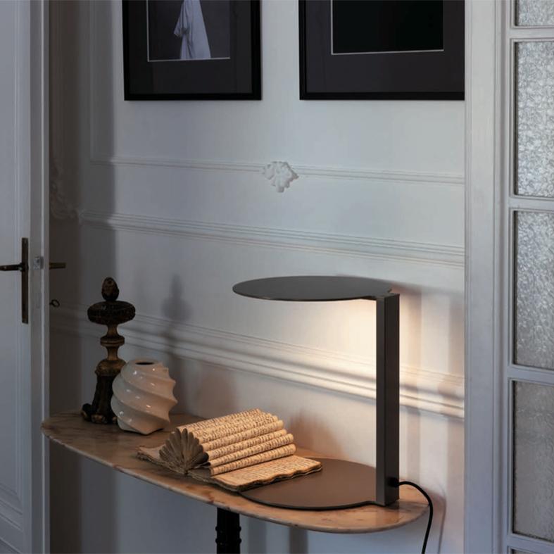 Mid-Century Modern Nicola Gallizia Table Lamp 'Duca' Warm Grey Metal by Oluce For Sale