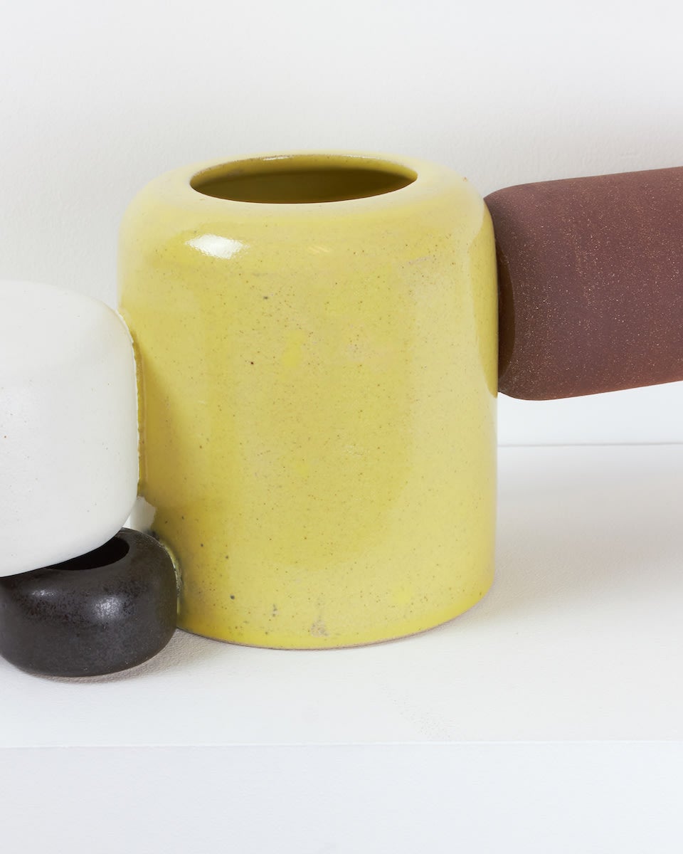 2017
Glazed stoneware
H18 x W40 x D16 cm
