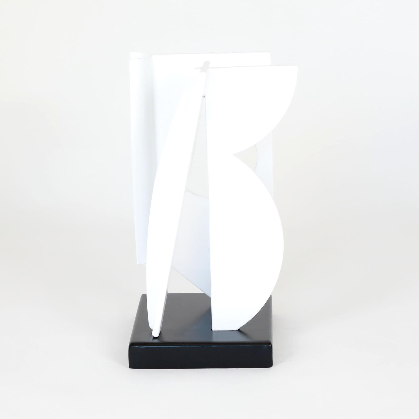 Abstract sculpture  - Nicolas Dubreuille - Geometric, Contemporary, White For Sale 3
