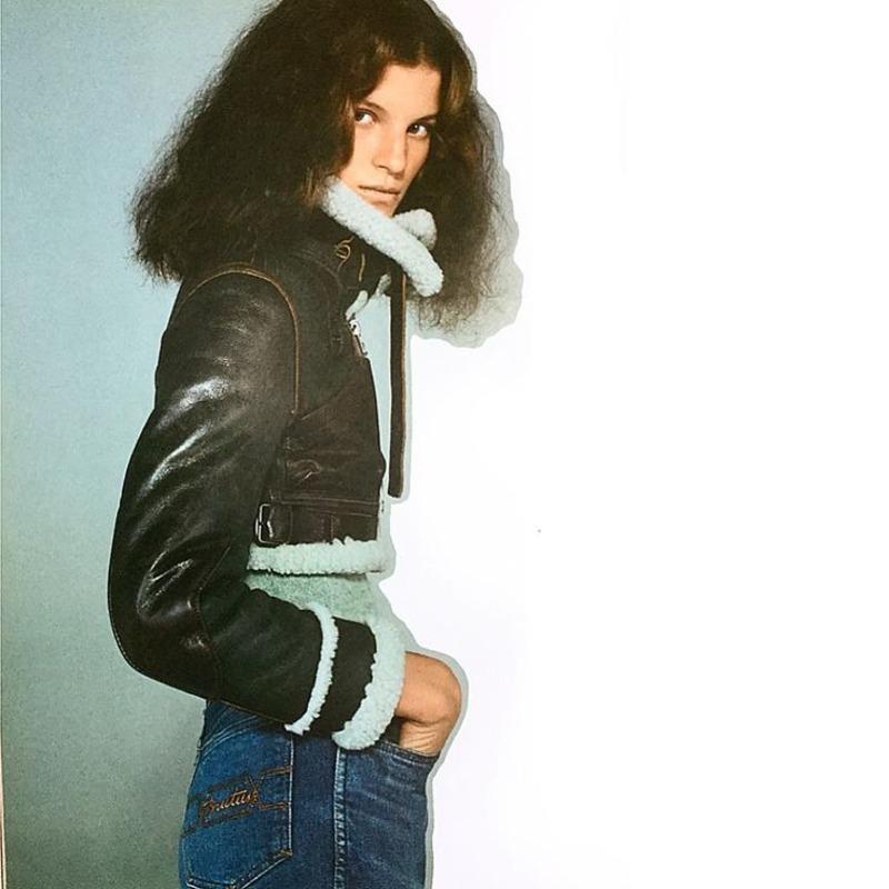Nicolas Ghesquiere for BALENCIAGA fall 2003 cropped shearling aviator jacket For Sale 8