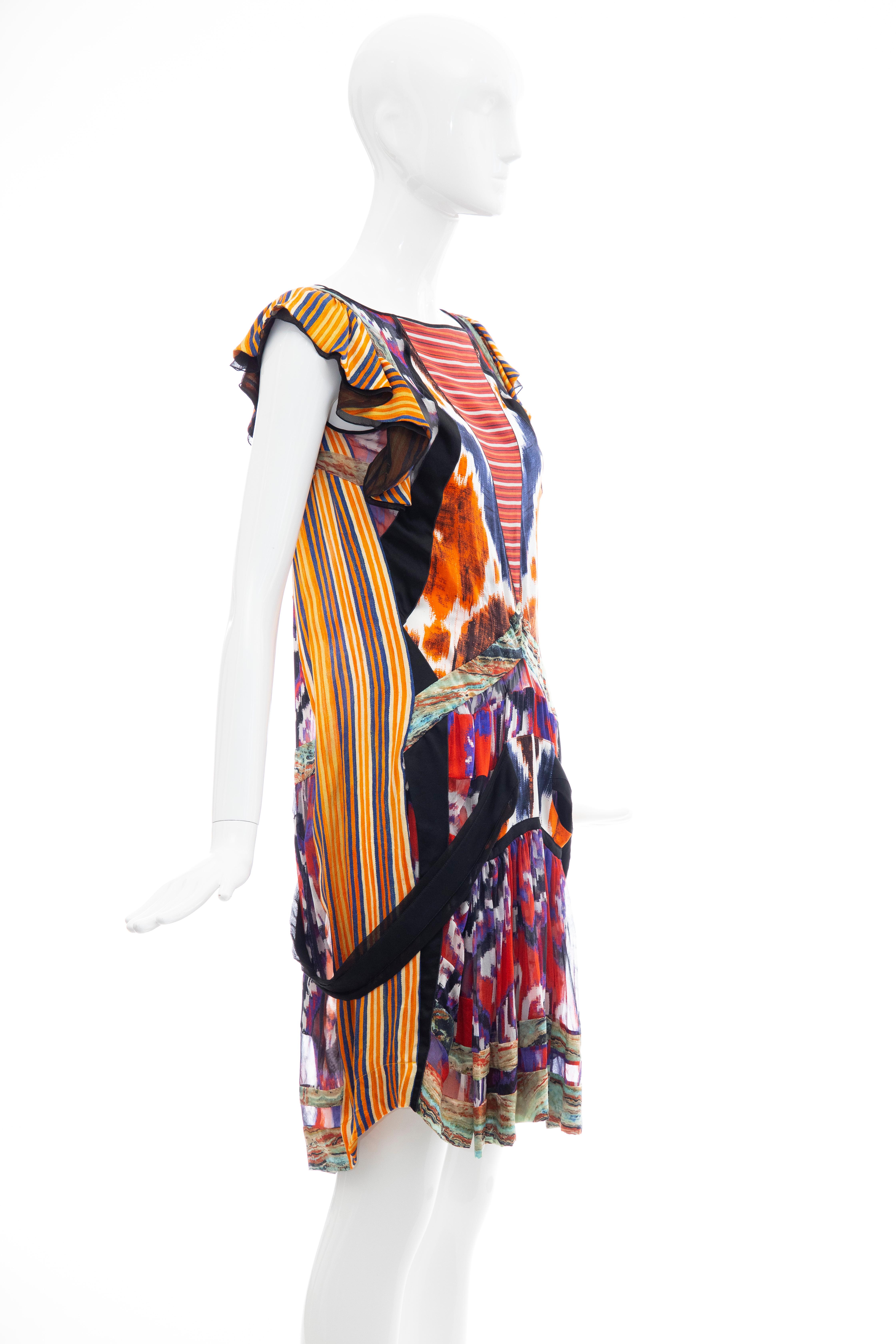  Nicolas Ghesquière for Balenciaga Runway Silk Ikat Print Dress, Fall 2007 In Excellent Condition In Cincinnati, OH