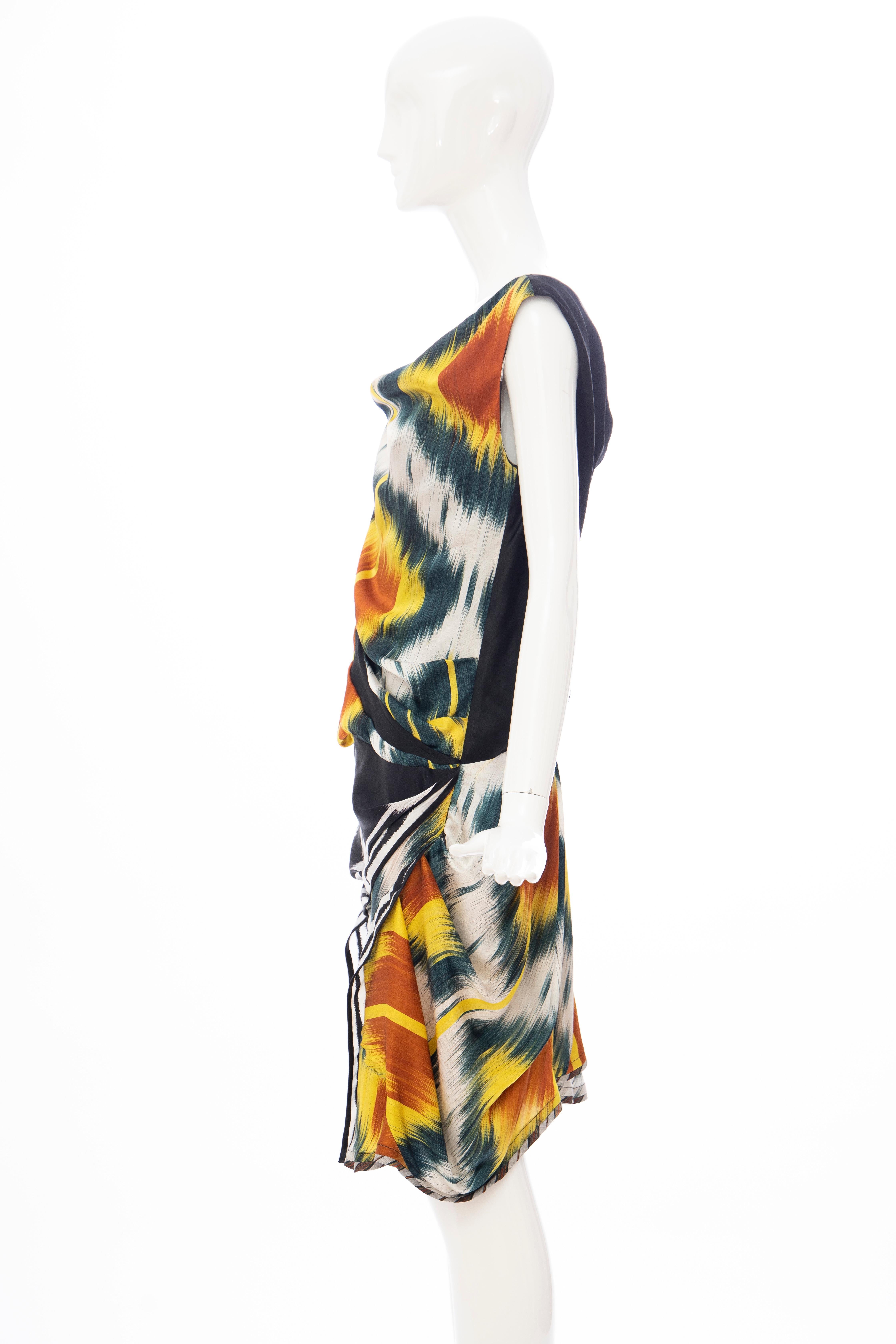 Nicolas Ghesquière for Balenciaga Runway Silk Sleeveless Ikat Dress, Fall 2007 For Sale 5