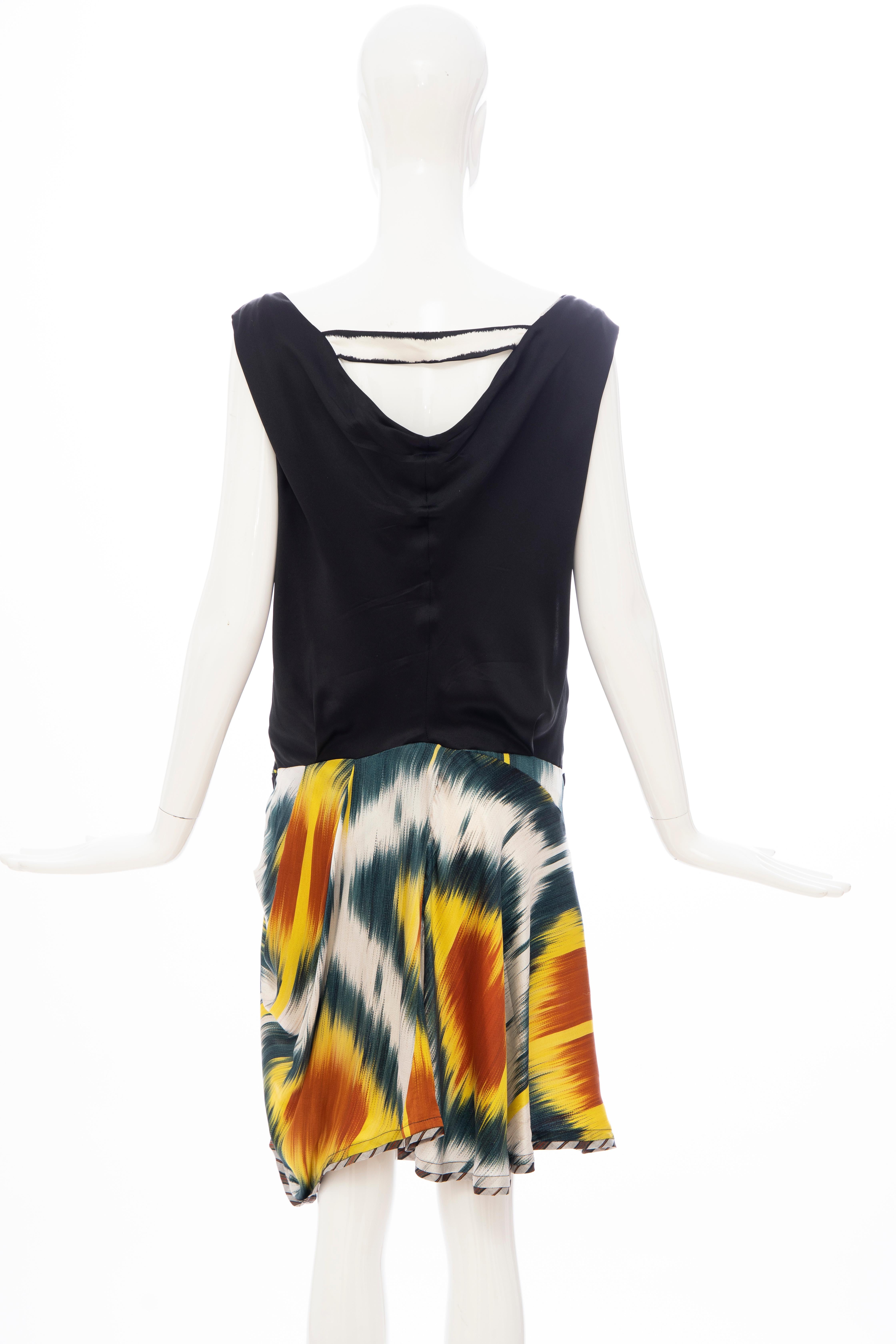 Nicolas Ghesquière for Balenciaga Runway Silk Sleeveless Ikat Dress, Fall 2007 For Sale 2