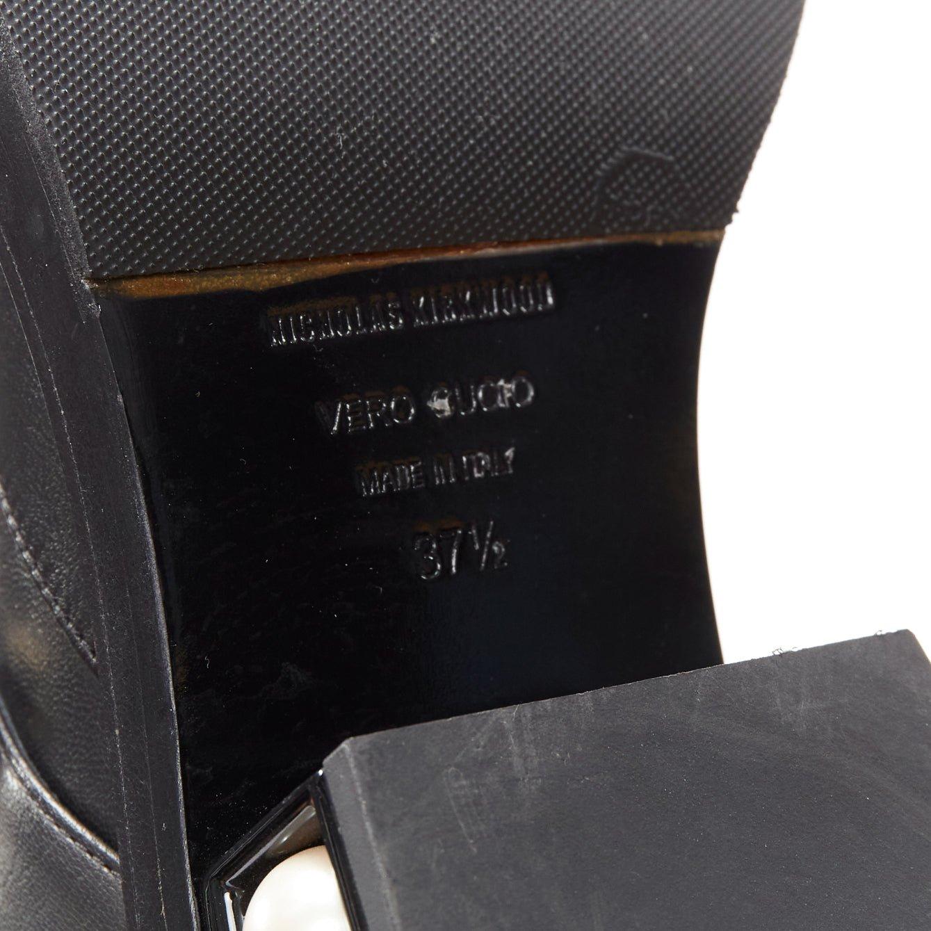 Bottes hauteur genou noires embellies de perles NICOLAS KIRKWOOD EU37,5 en vente 4