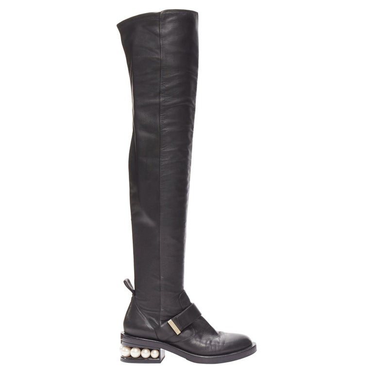 NICOLAS KIRKWOOD negro XL tacón adornado con perlas botas planas