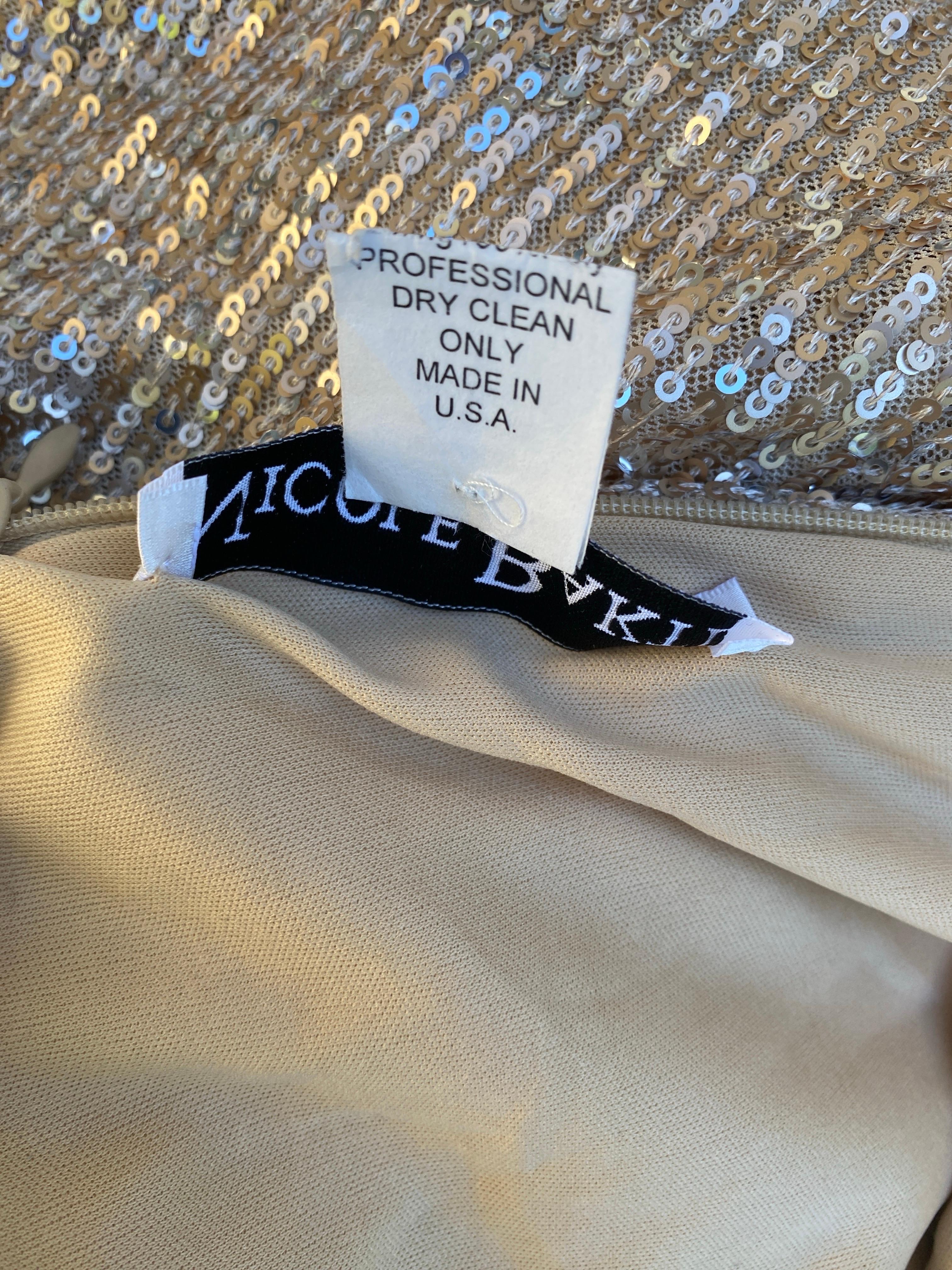 Nicole Bakti Flüssigkeit Rose Gold Pailletten Halter Abendkleid w / lange Schleppe Größe 8 im Angebot 12