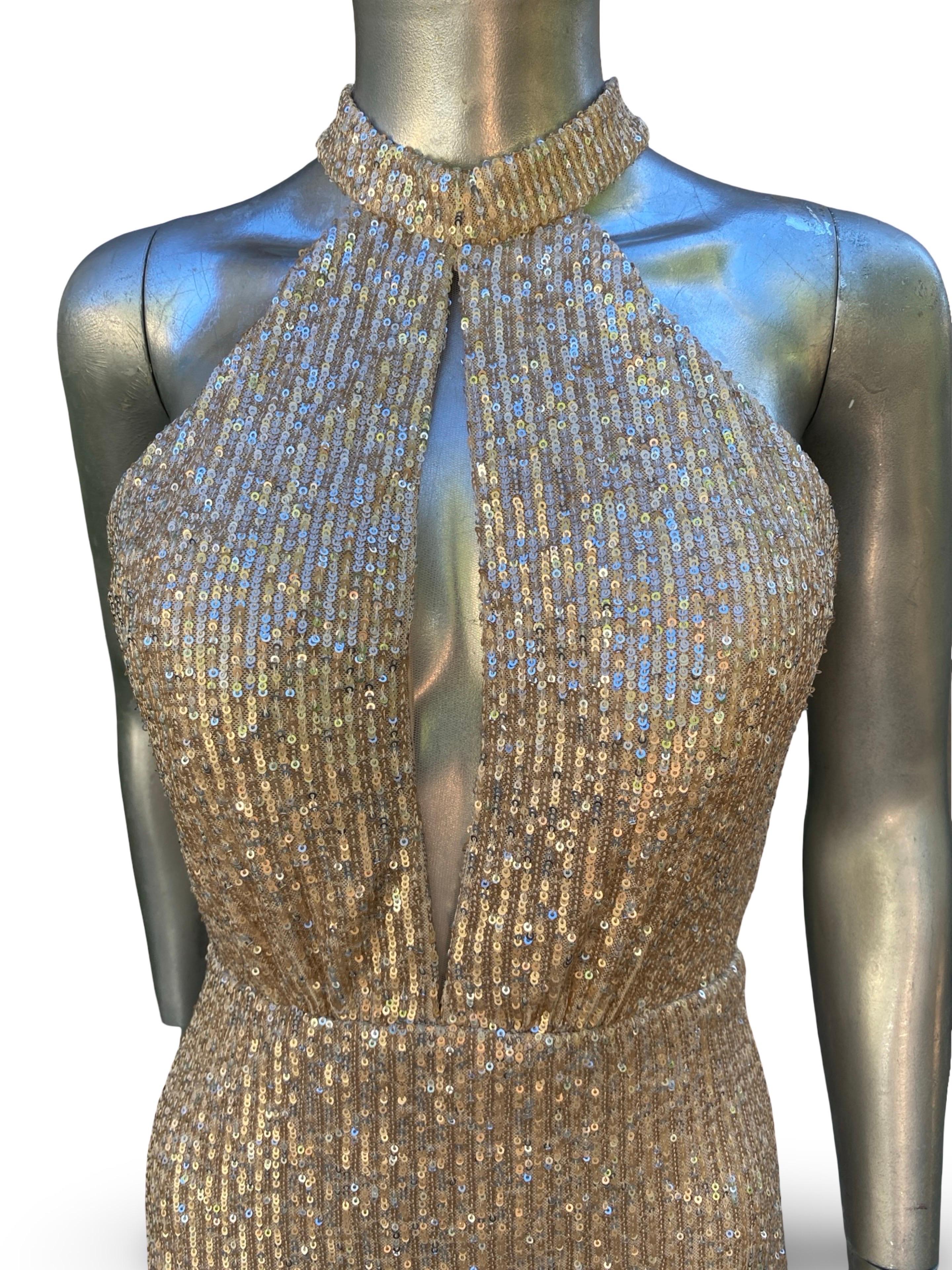 Nicole Bakti Flüssigkeit Rose Gold Pailletten Halter Abendkleid w / lange Schleppe Größe 8 im Angebot 4