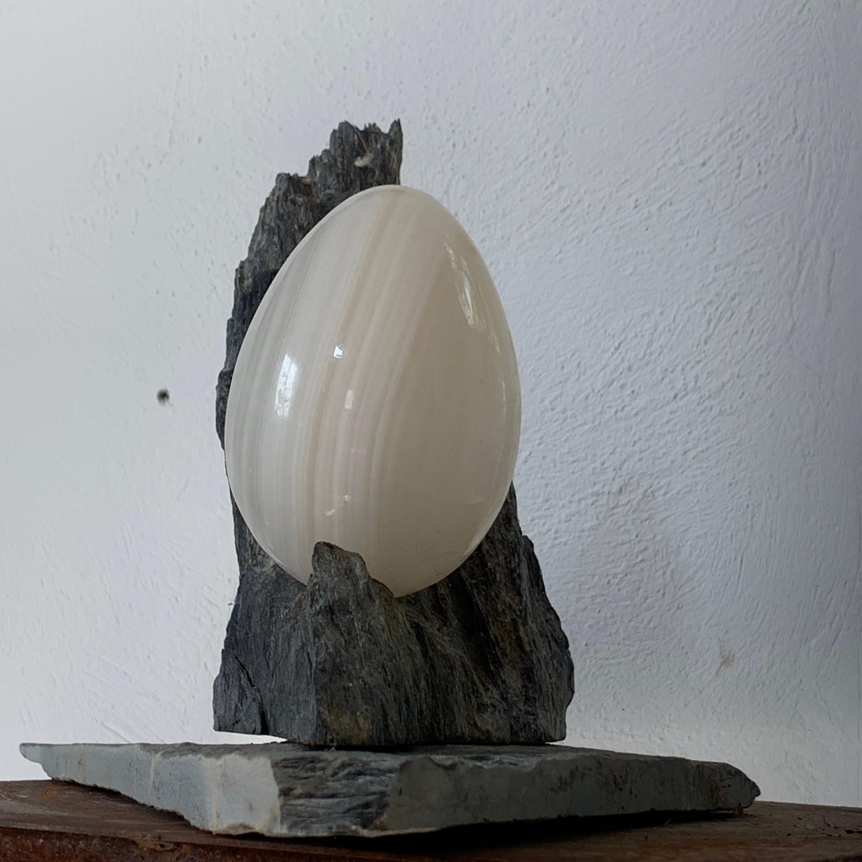 Alabaster Slate Sculpture , le blanc et le noir For Sale 2