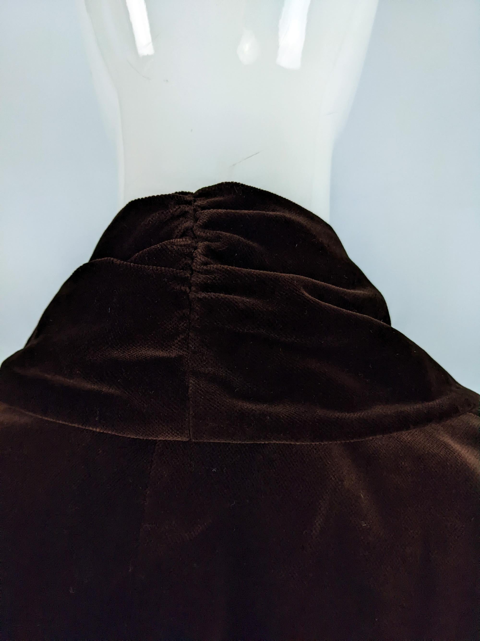 Nicole Farhi Vintage-Abendjacke aus braunem Samt mit Cape, 1980er Jahre im Angebot 1