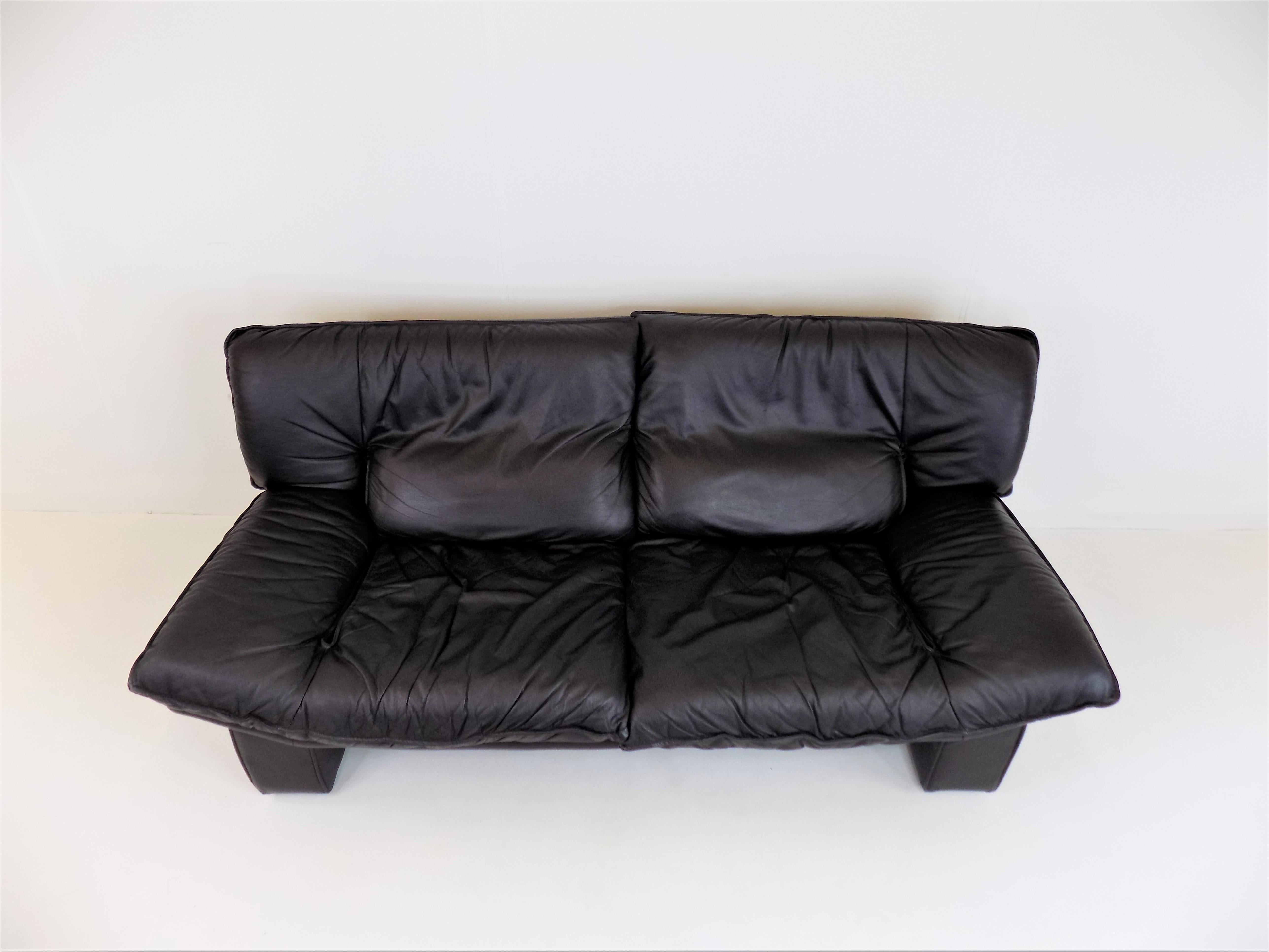 Leather Nicoletti Salotti Ambassador leather 2 seater sofa
