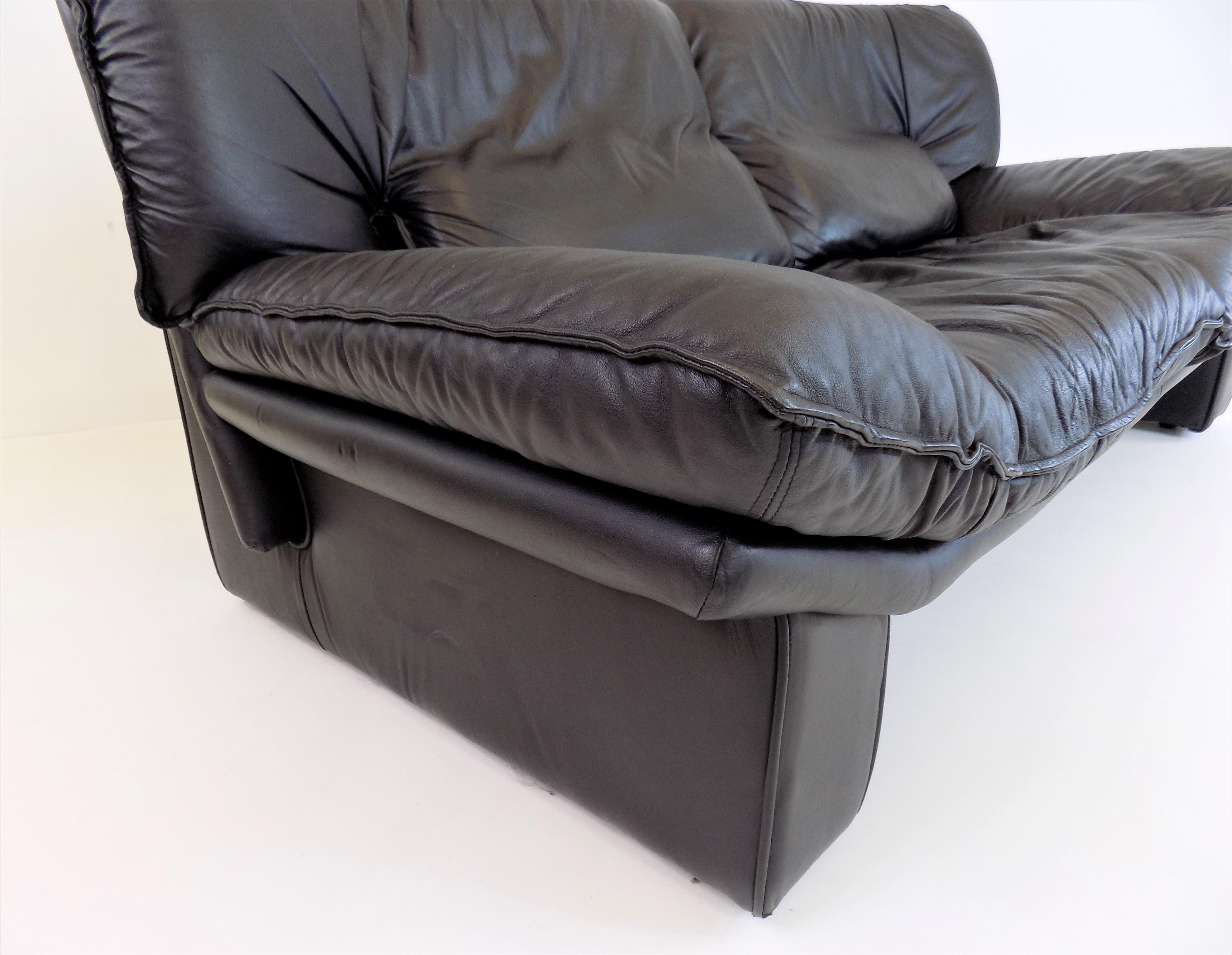 Nicoletti Salotti Ambassador leather 2 seater sofa In Good Condition In Ludwigslust, DE