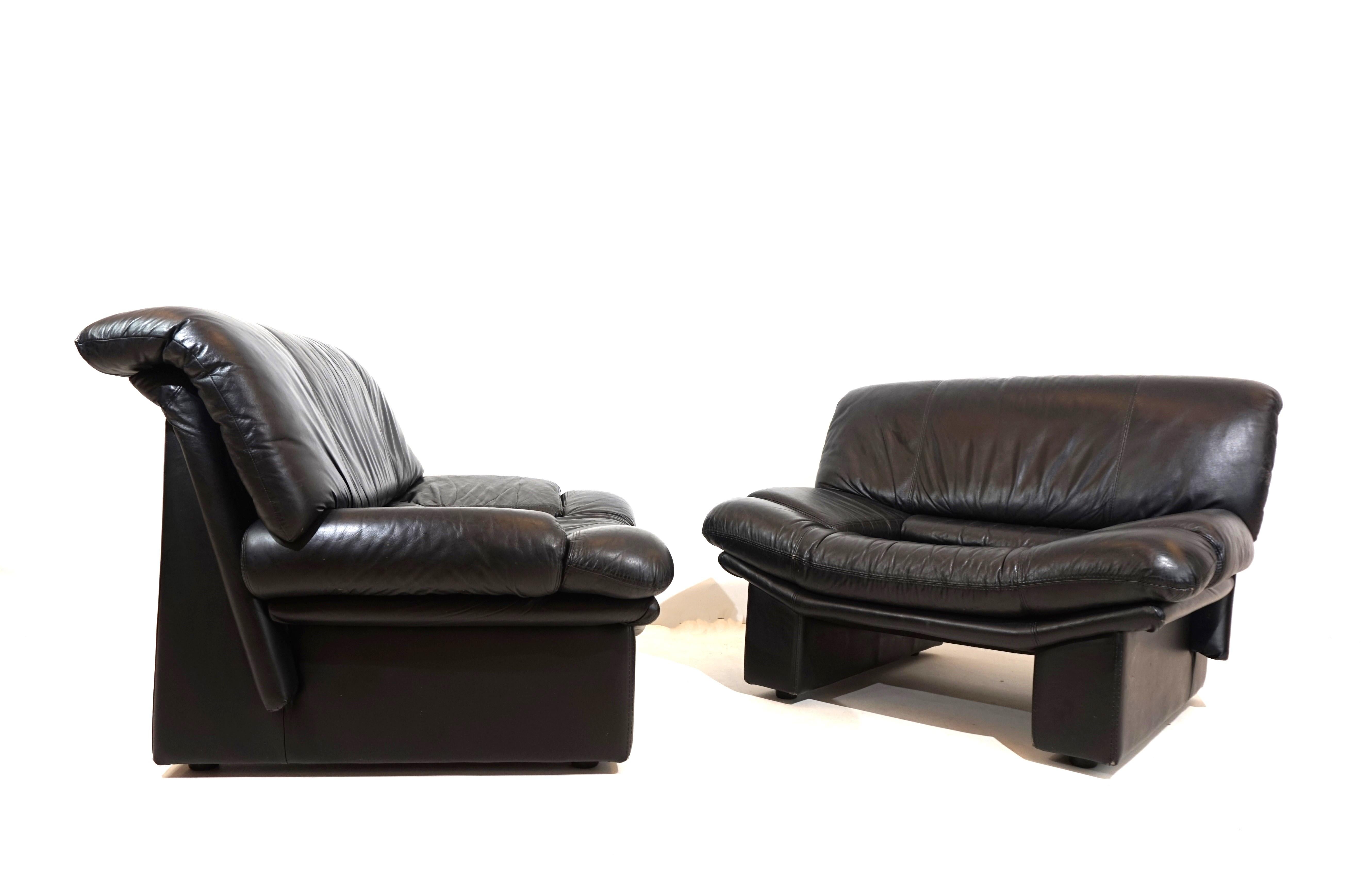 Nicoletti Salotti Ambassador leather armchair set of 2 for Avanti In Good Condition For Sale In Ludwigslust, DE
