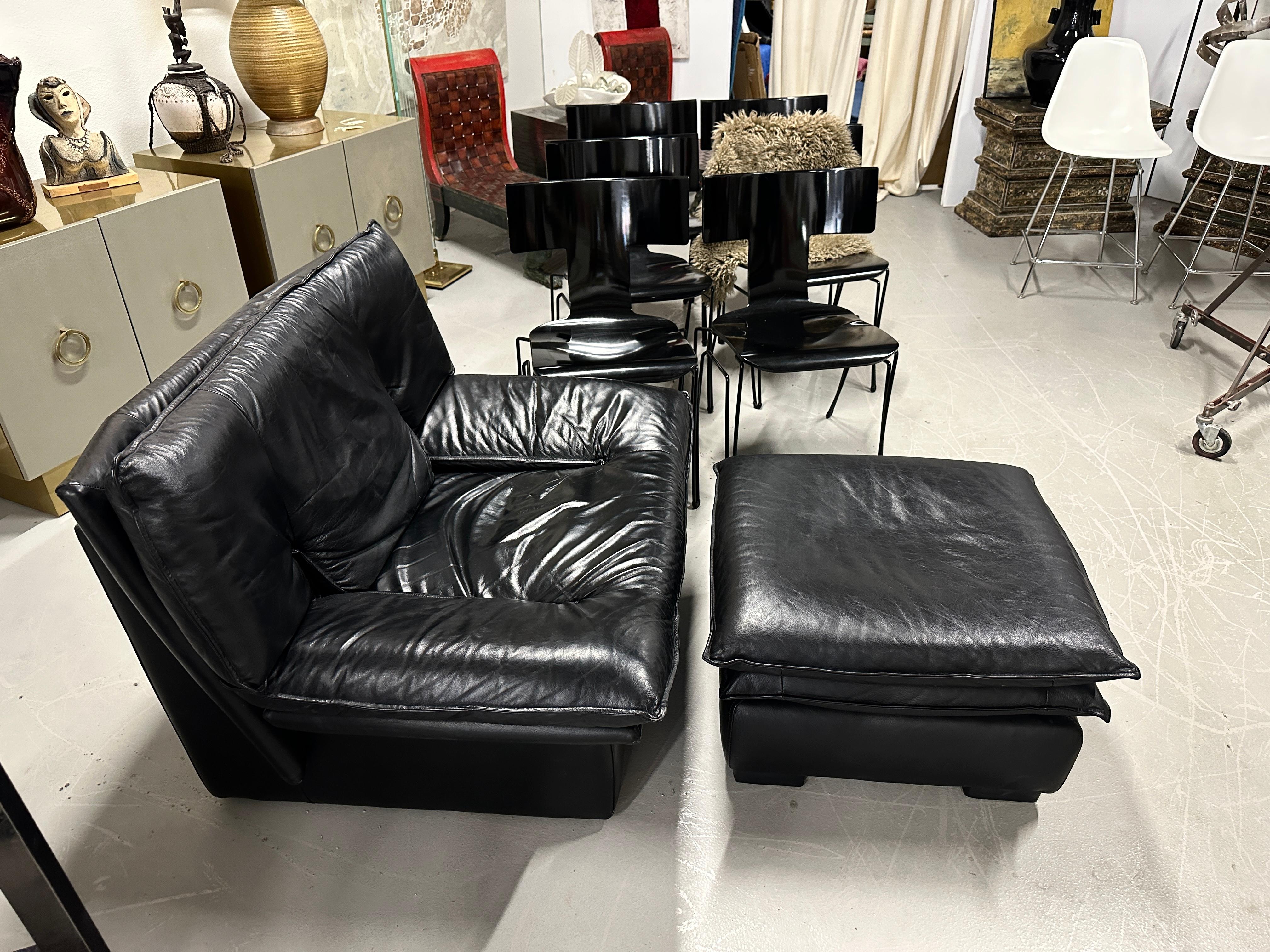 Nicoletti Salotti Black Leather Lounge Chair and Ottoman For Sale 1