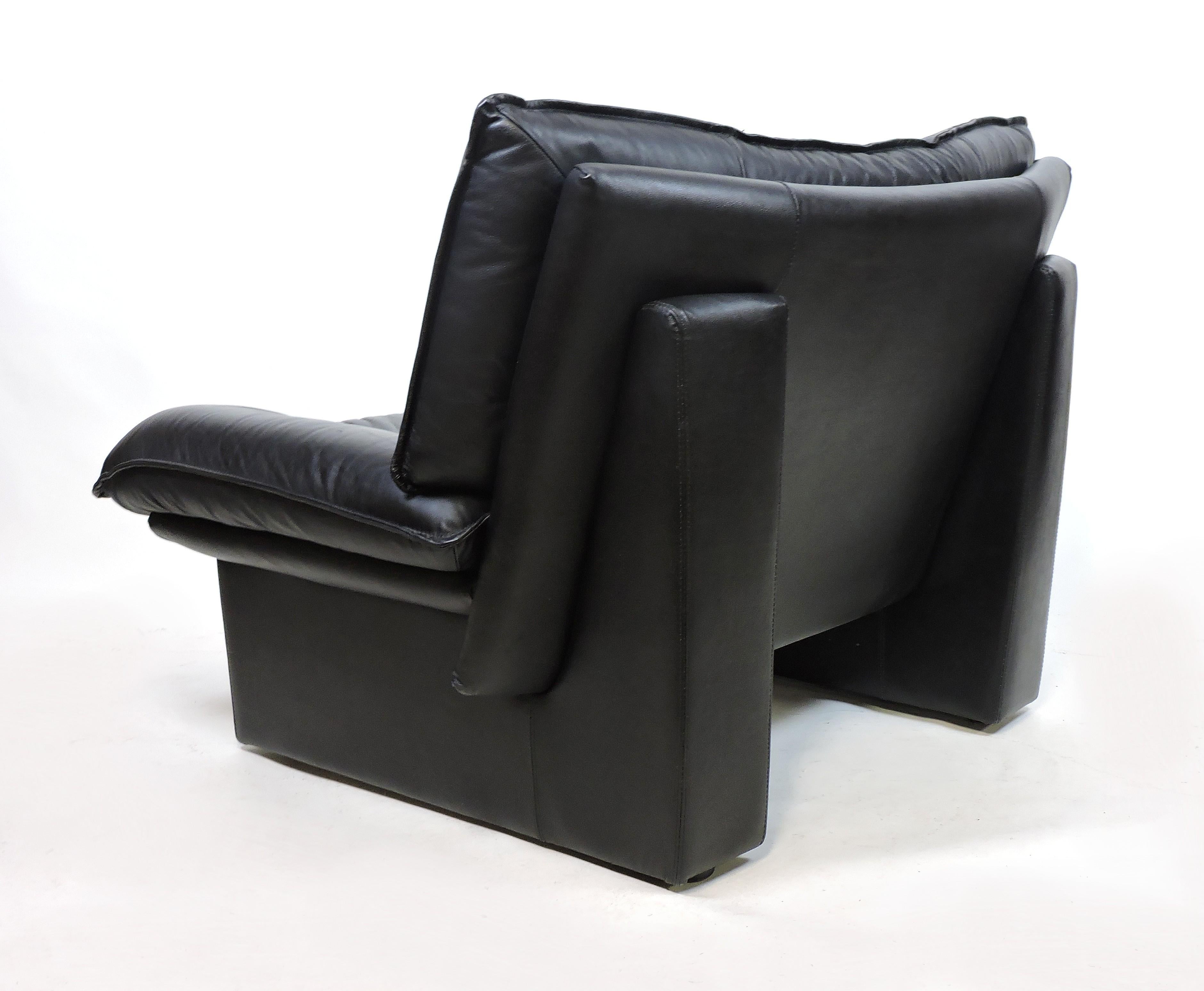 nicoletti leather chair