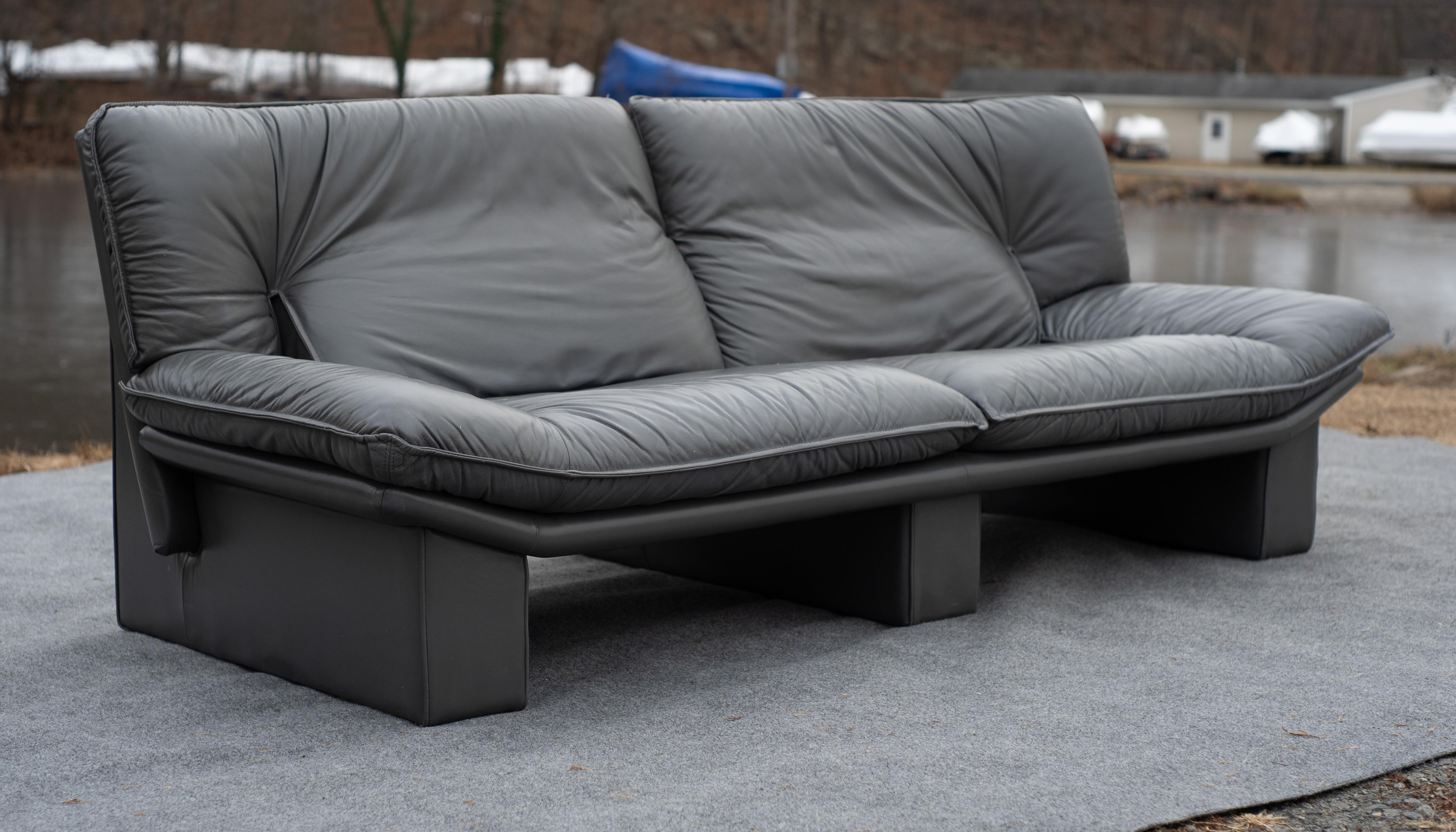 Nicoletti Salotti Italian Slate Leather Large Post Modern Three-Seater Sofa In Good Condition In Philadelphia, PA