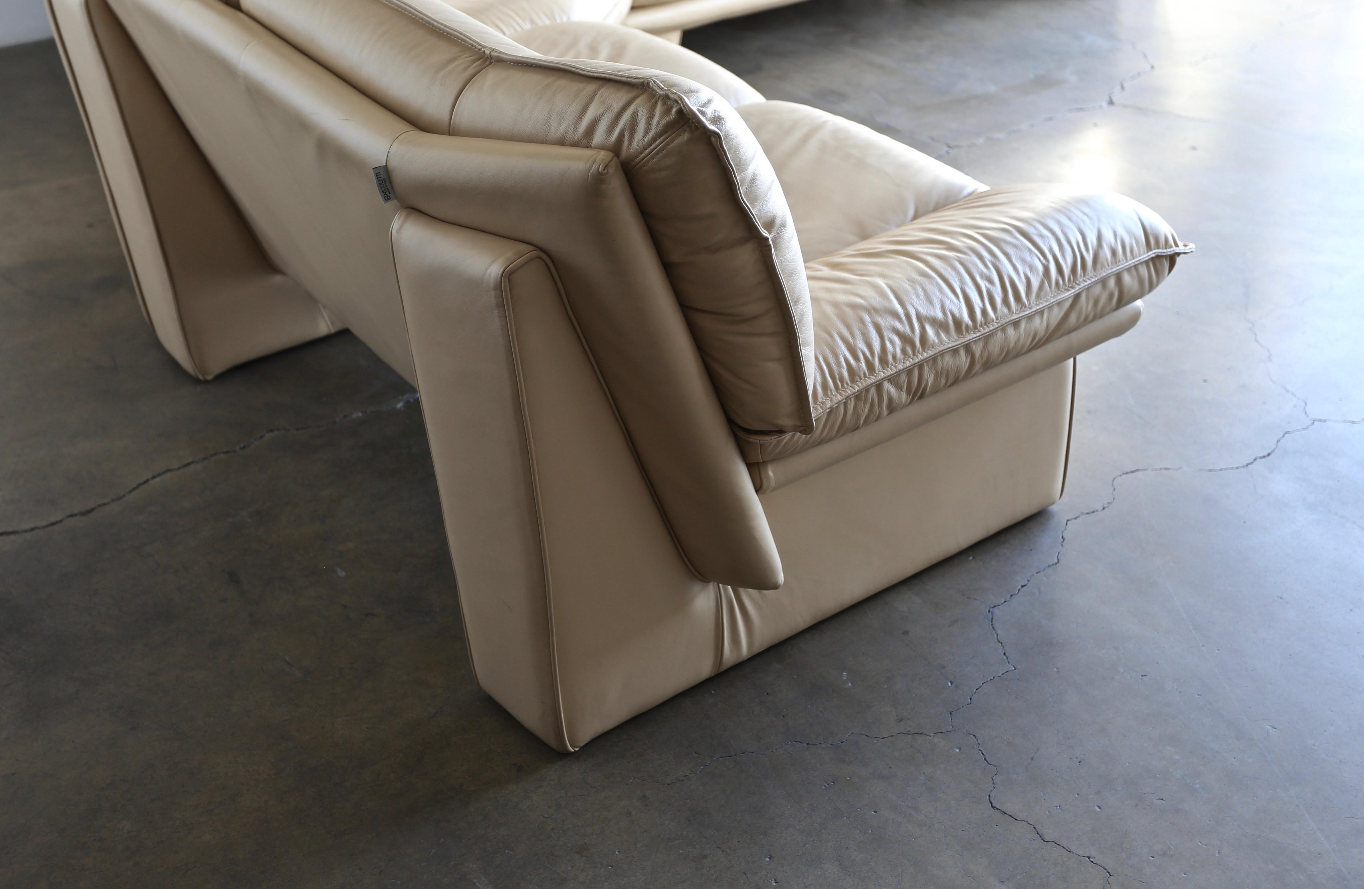 nicoletti sectional sofa