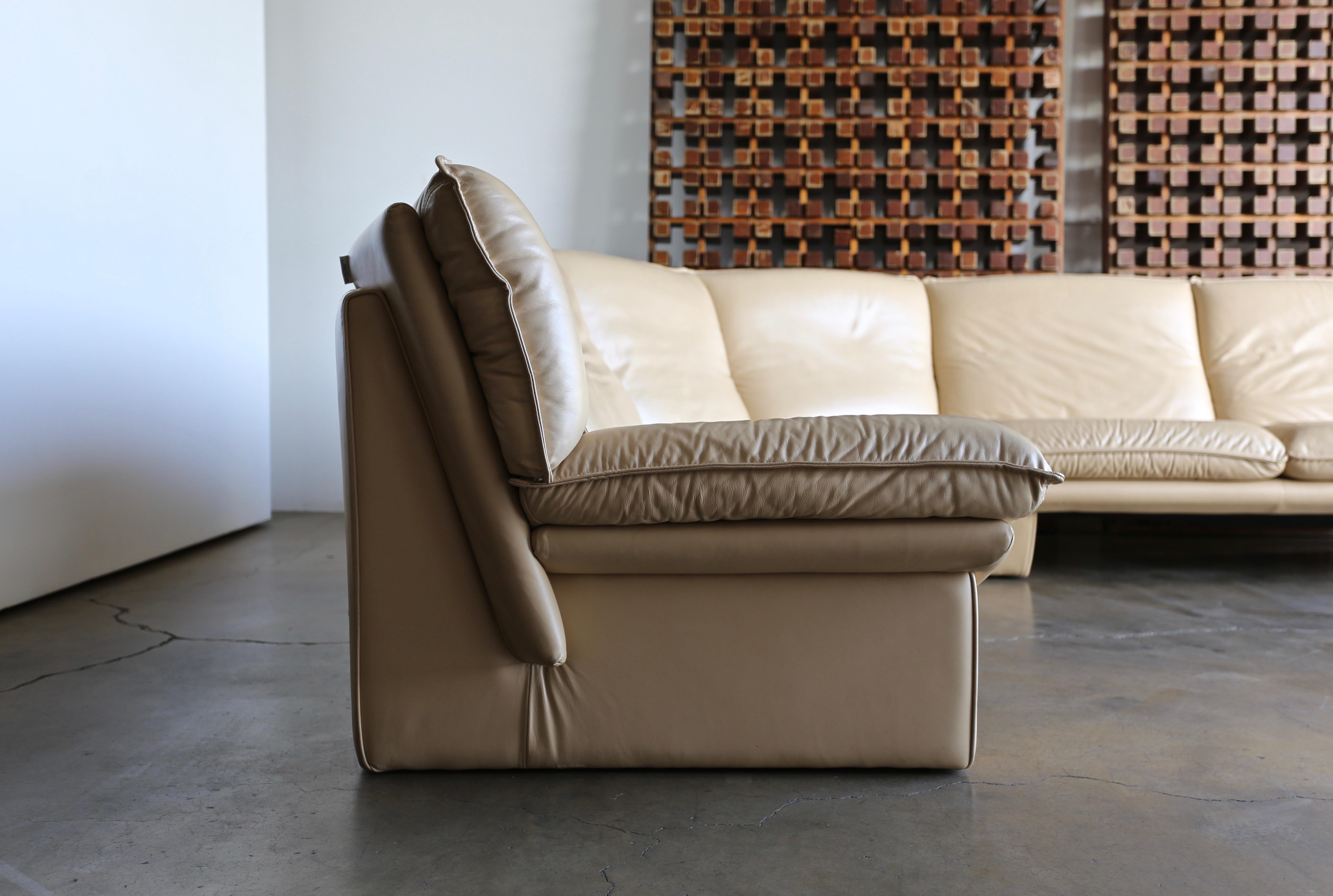 nicoletti leather sectional