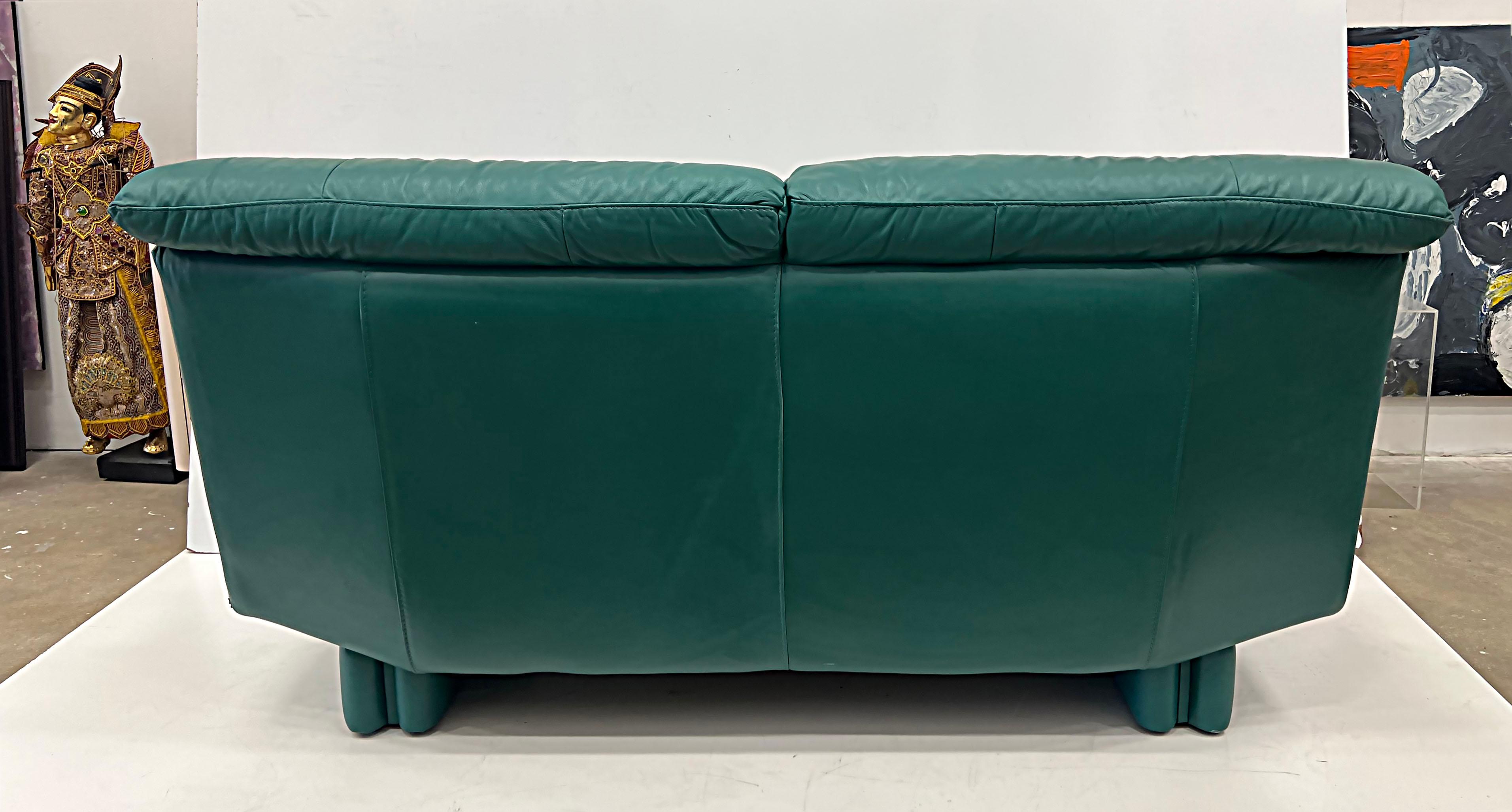 nicoletti leather sofa