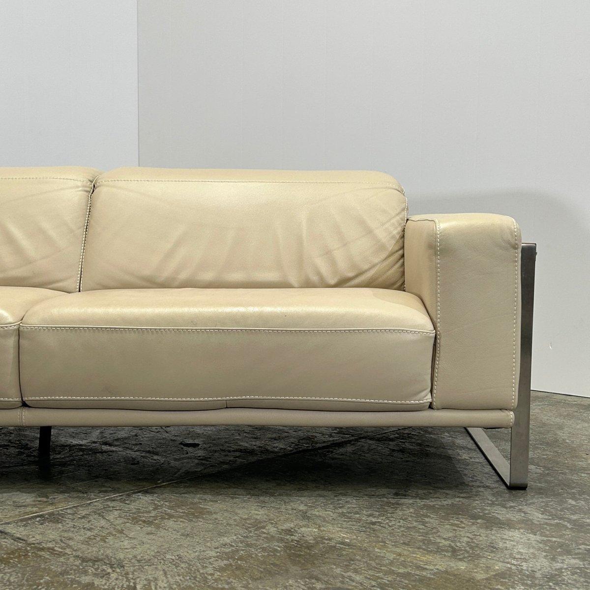 NicolettiHome Bamboo Three Seater Leather Sofa by Lauriero Design In Good Condition For Sale In Basildon, London