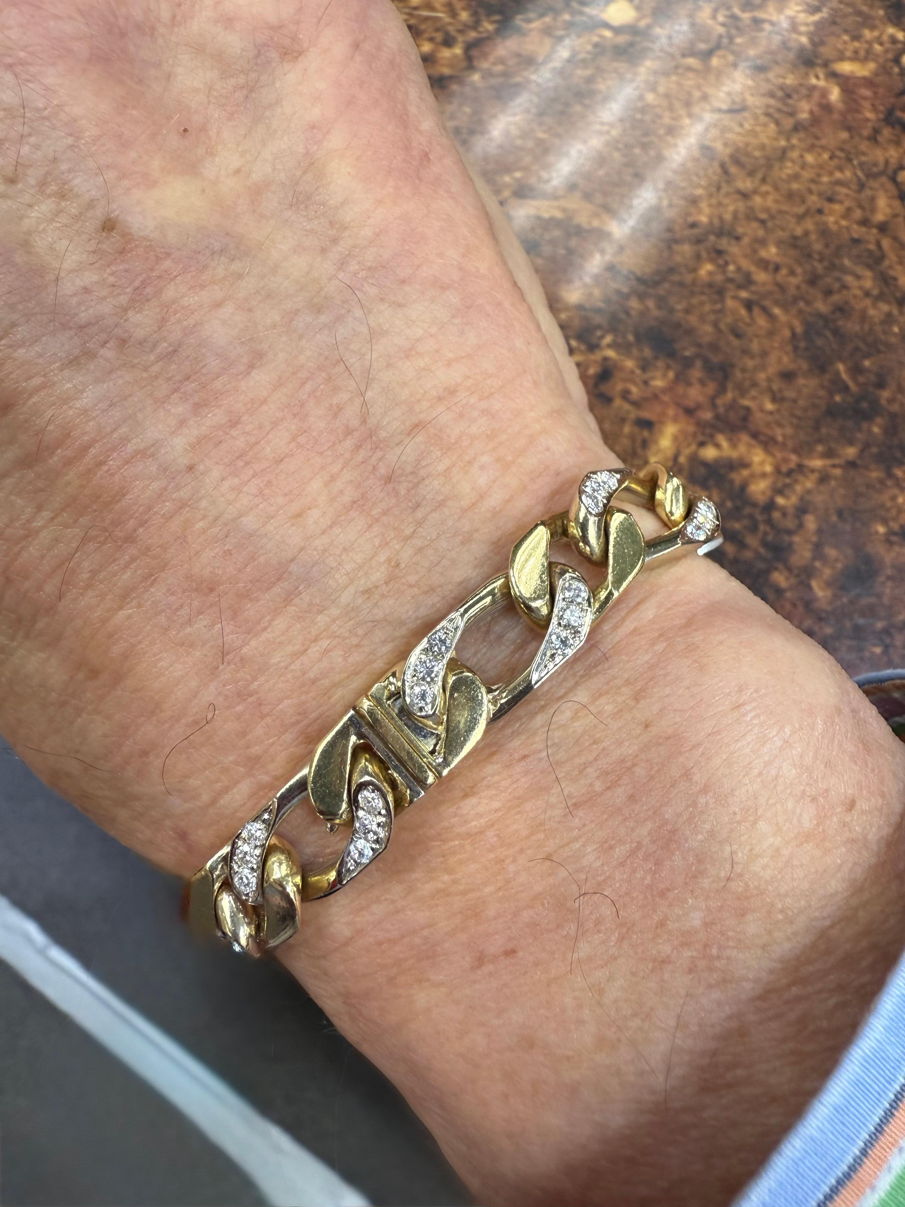 Round Cut Nicolis Cola 1980s Diamond 18k Two Tone Gold Link Bracelet For Sale