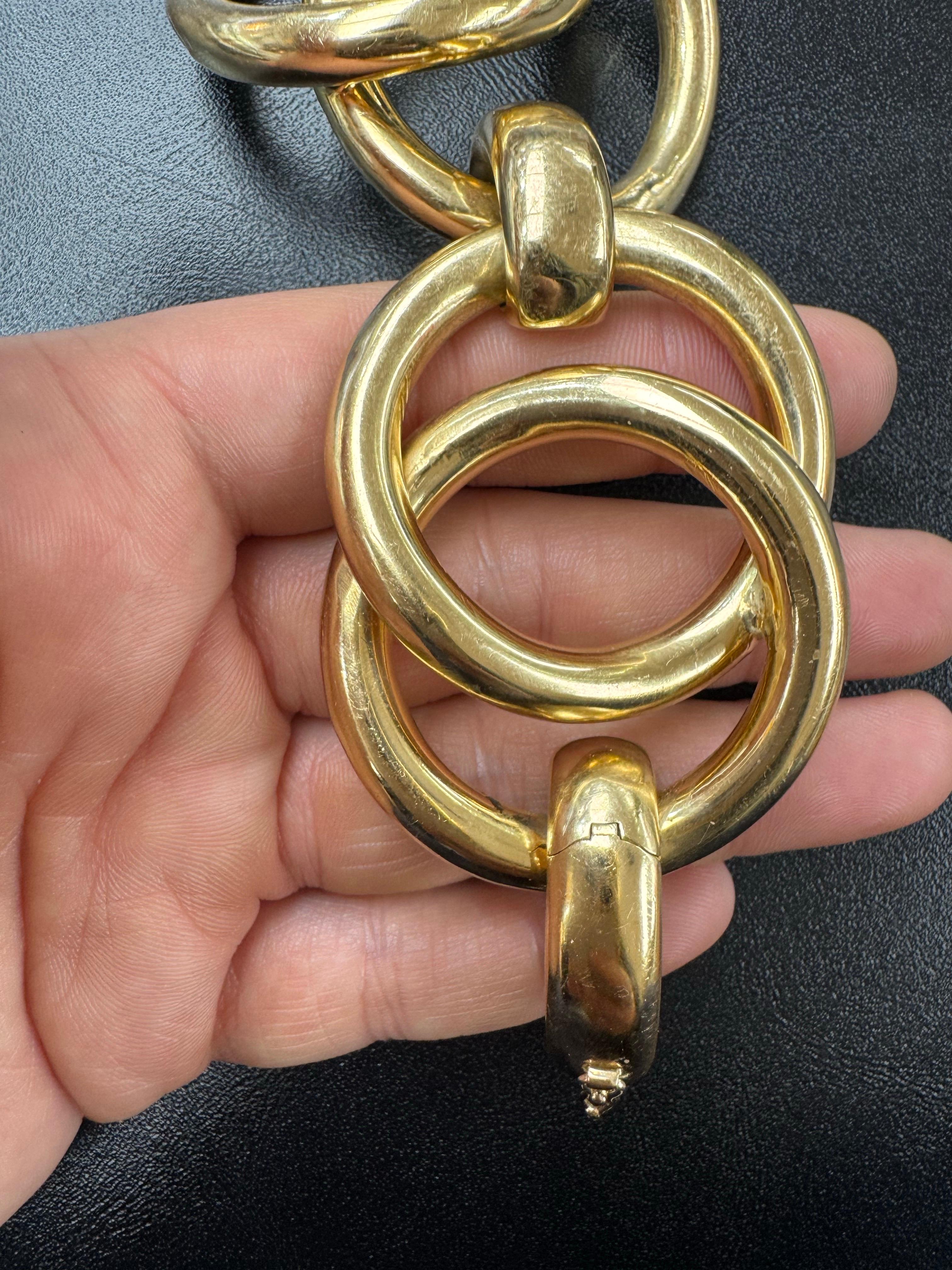 Nicolis Cola, grand bracelet à maillons ronds imbriqués en or jaune 18 carats 126,7 grammes en vente 6