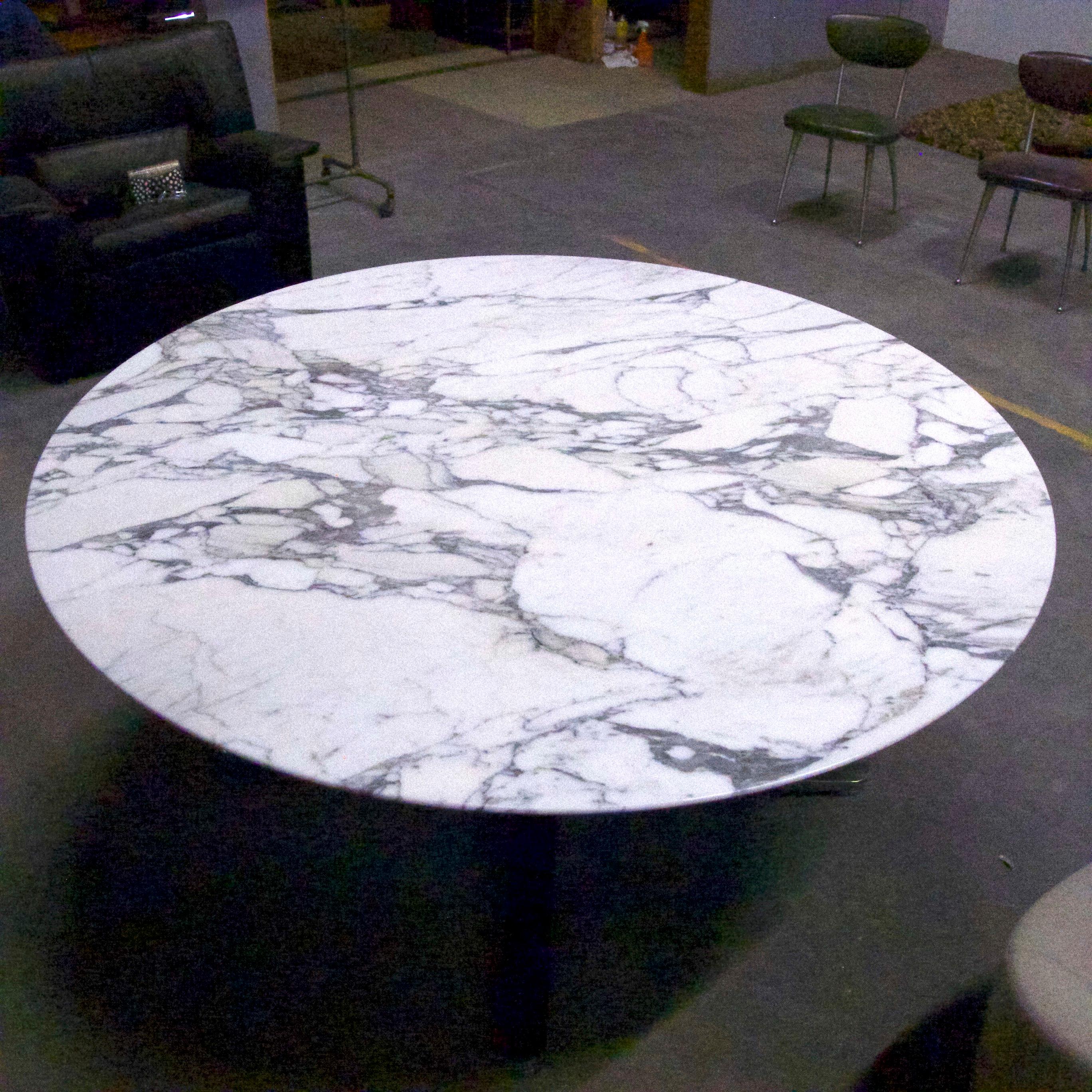 Monumental Nicos Zographos 5' Round Calacatta Marble Dining or Conference Table  5