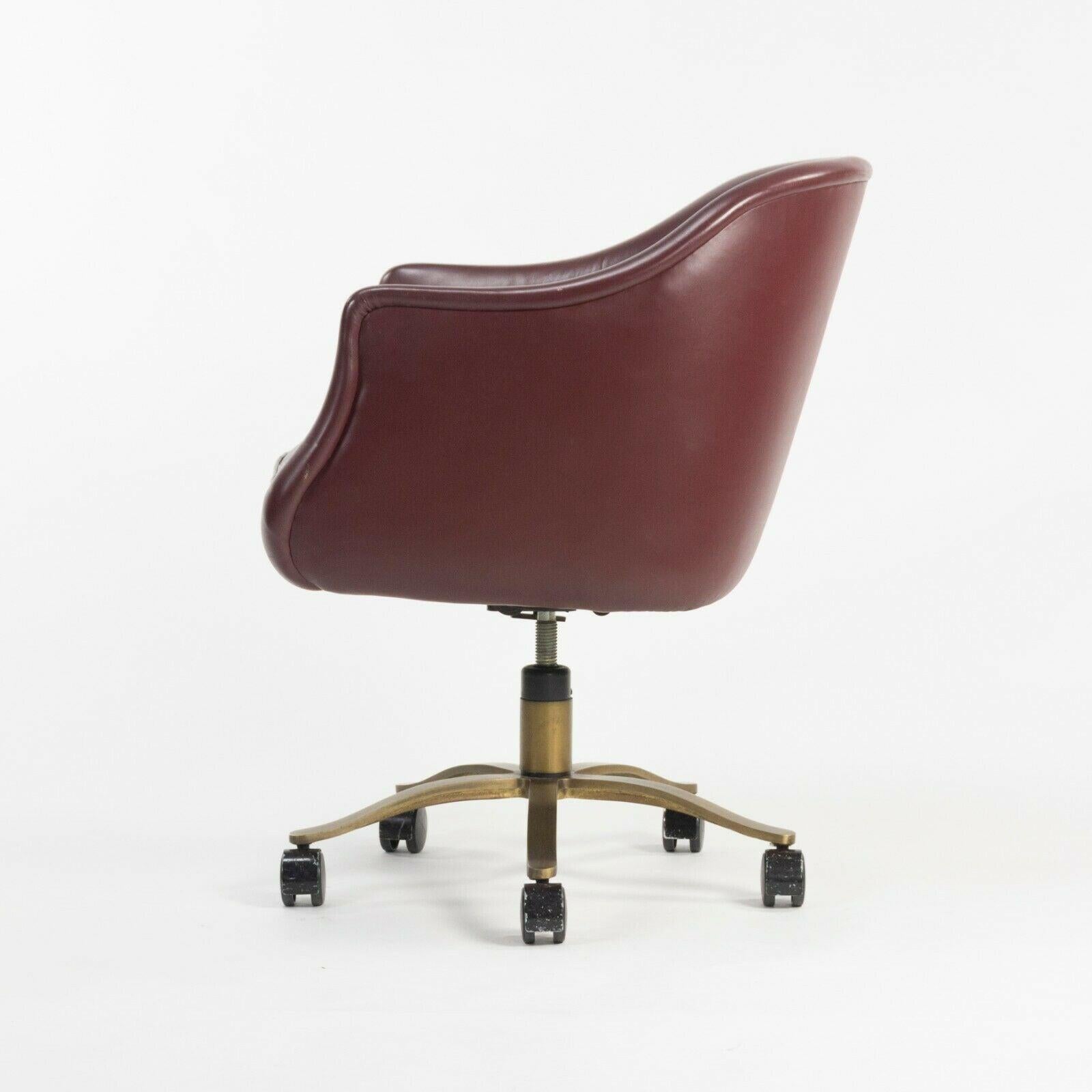 Nicos Zographos Alpha Eimer Schreibtisch Stühle w / Bronze Basis Cordovan Leder im Angebot 1