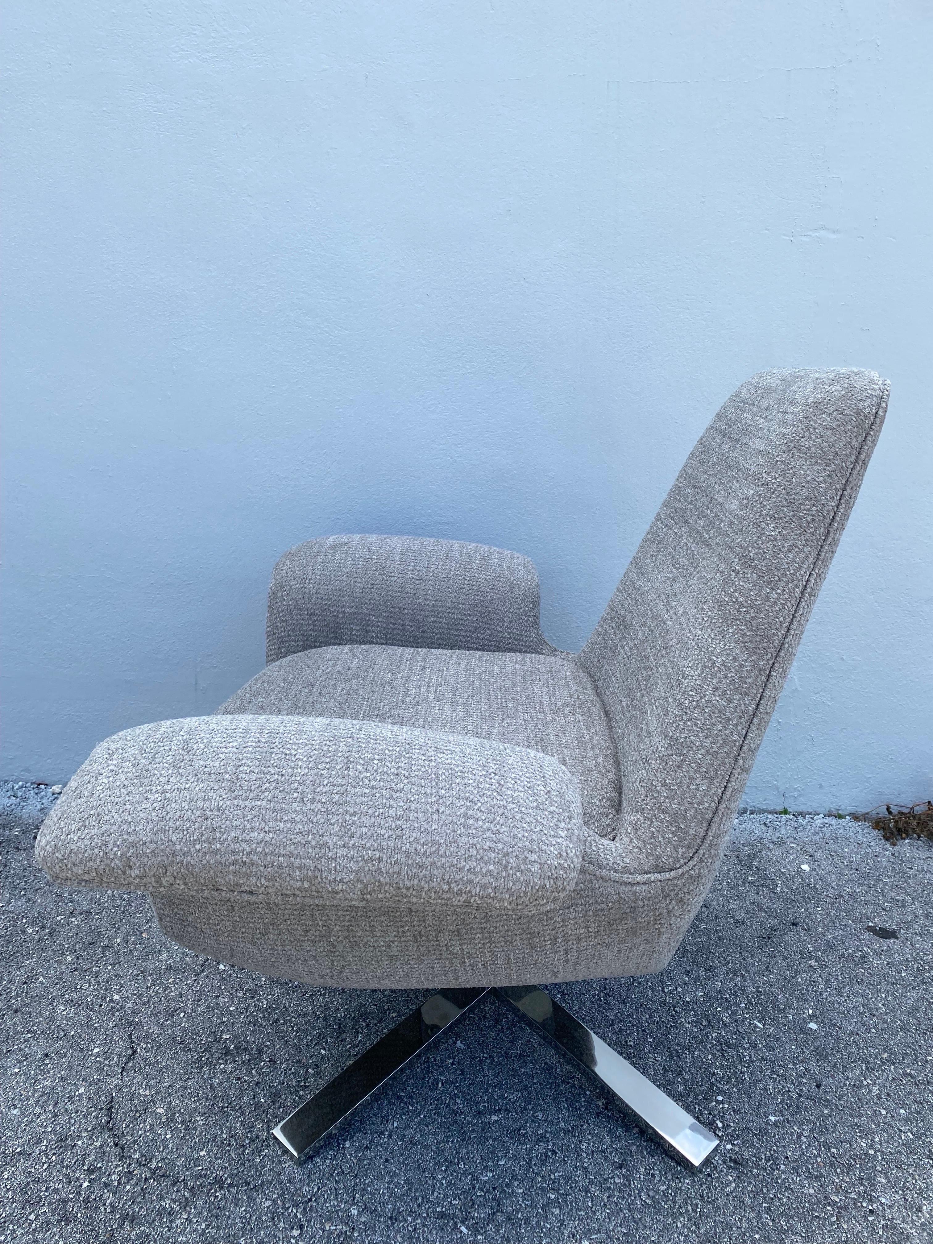 Late 20th Century Nicos Zographos Attributed Swivel Winged Armchair For Sale